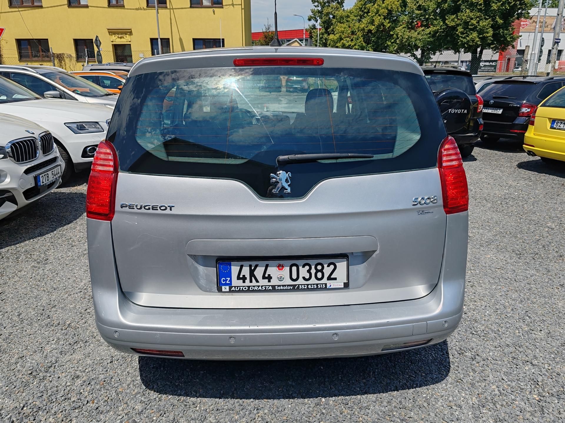 Peugeot 5008, 1.6 HDI - fotka 6
