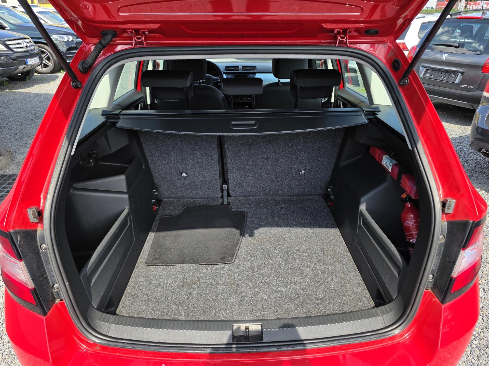 Škoda Fabia, 1.2 TSI 81KW 6ti Park senzor - fotka 5