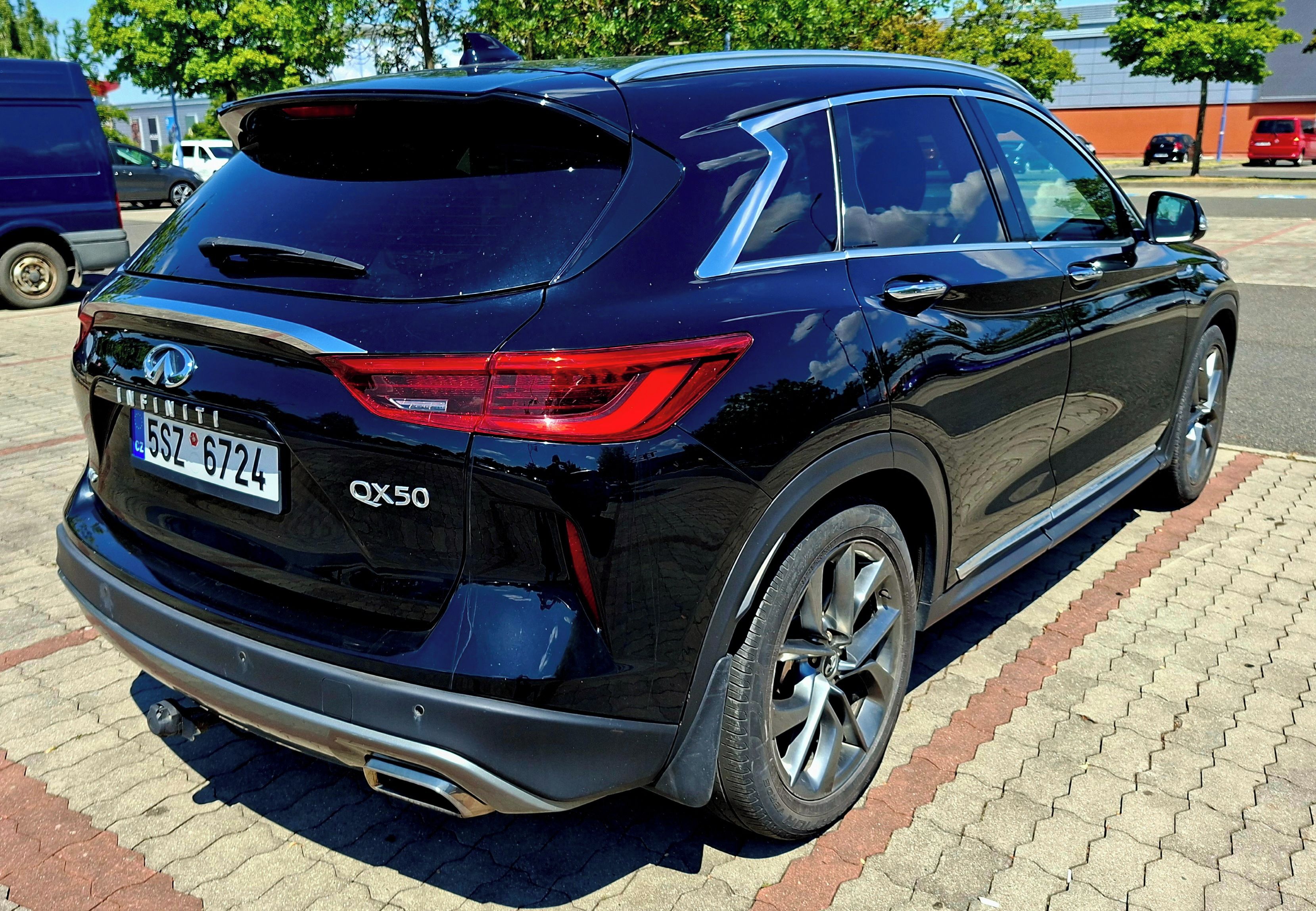 Infiniti QX50, Infiniti QX50, 4×4, top stav. - fotka 3