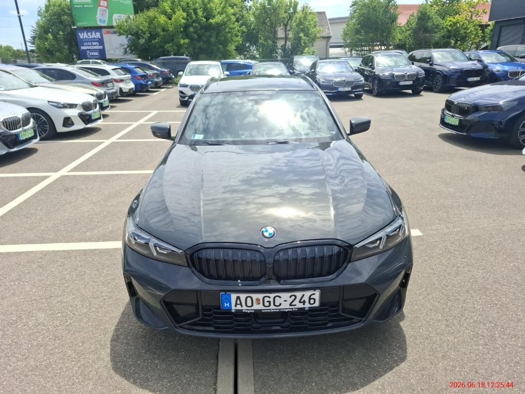 BMW Řada 3, 330d xDrive Touring - fotka 3
