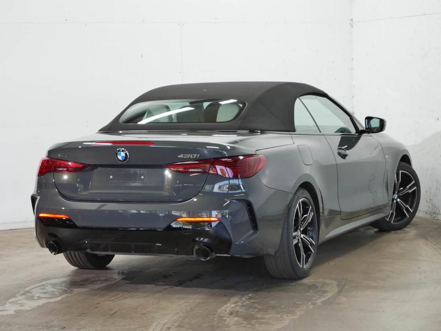 BMW Řada 4, 430i xDrive Cabrio M PRO - fotka 4