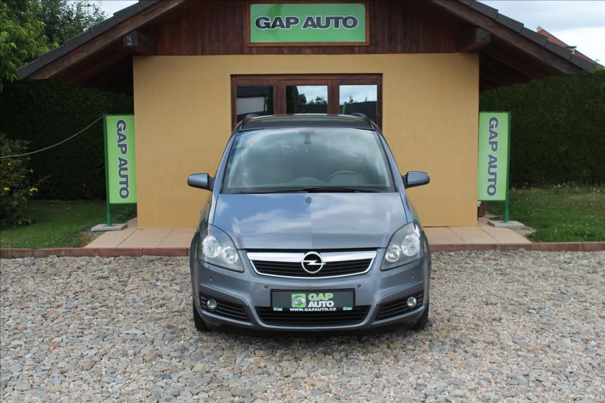 Opel Zafira, 1.9 CDTi 74kW 7-MÍST - fotka 2