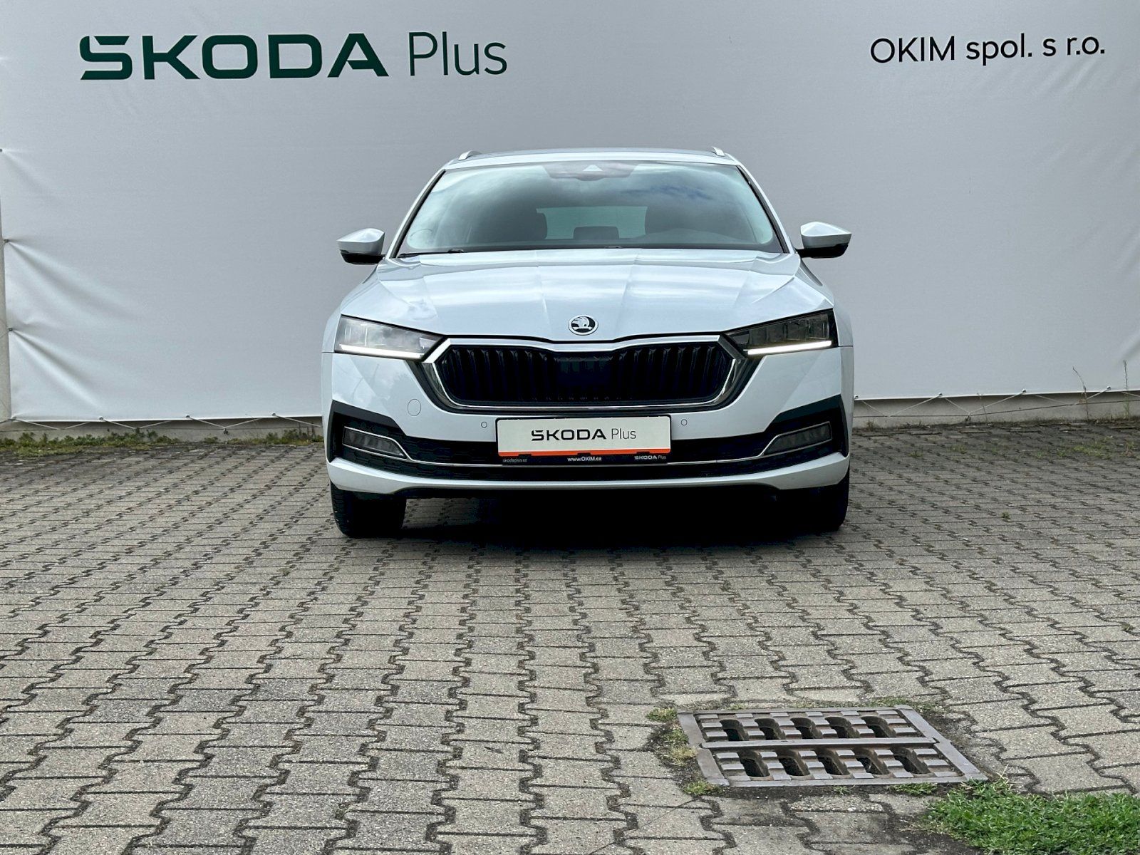 Škoda Octavia, 2.0 TDI 110kW DSG Style Combi - fotka 4