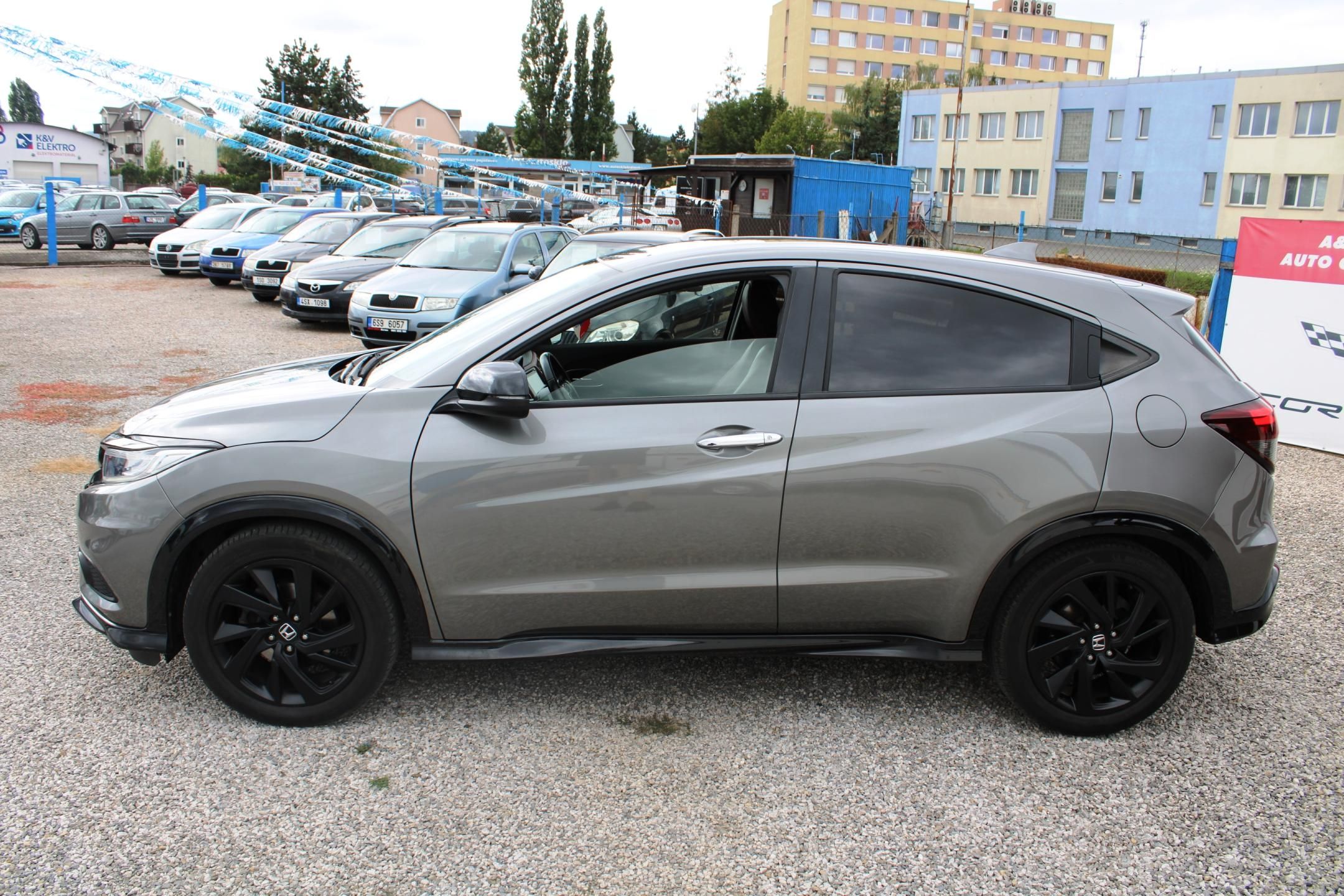 Honda HR-V, 1,5i KLIMA KŮŽE EL.OKNA ALU - fotka 4