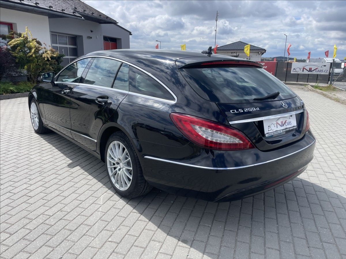 Mercedes-Benz CLS, 2,1 250d 4-Matic 150kw Airmati - fotka 3