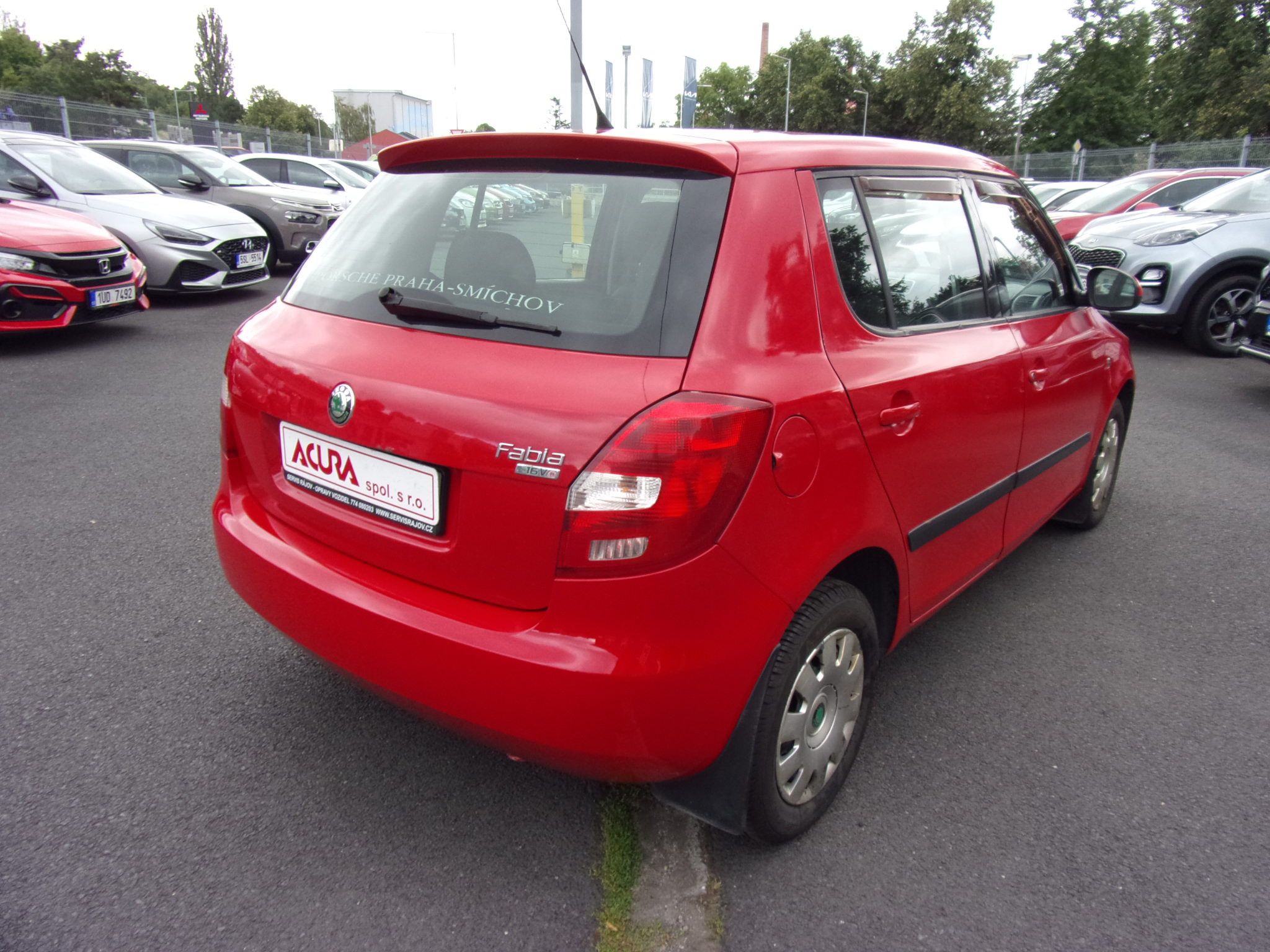 Škoda Fabia, 1,6 16V   77kW - fotka 3