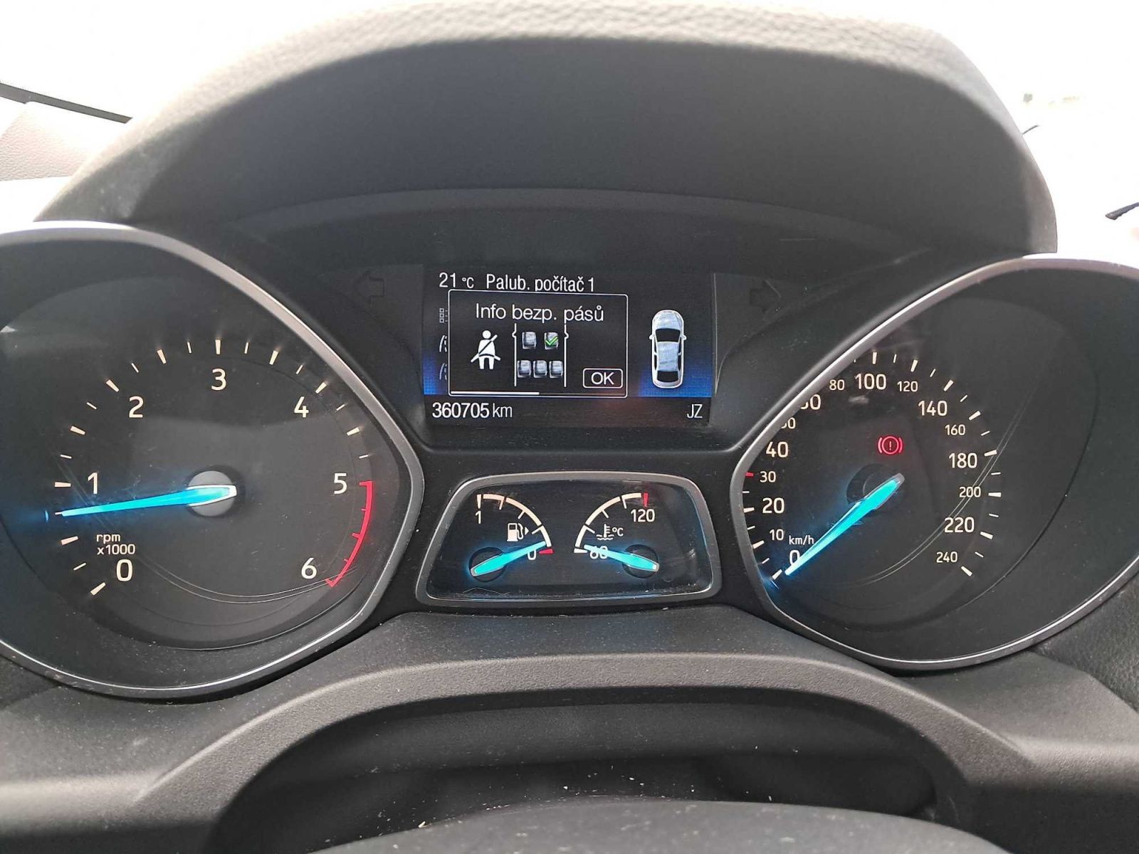 Ford Kuga, 2.0 TDCi, Serv.kniha, Navi - fotka 3