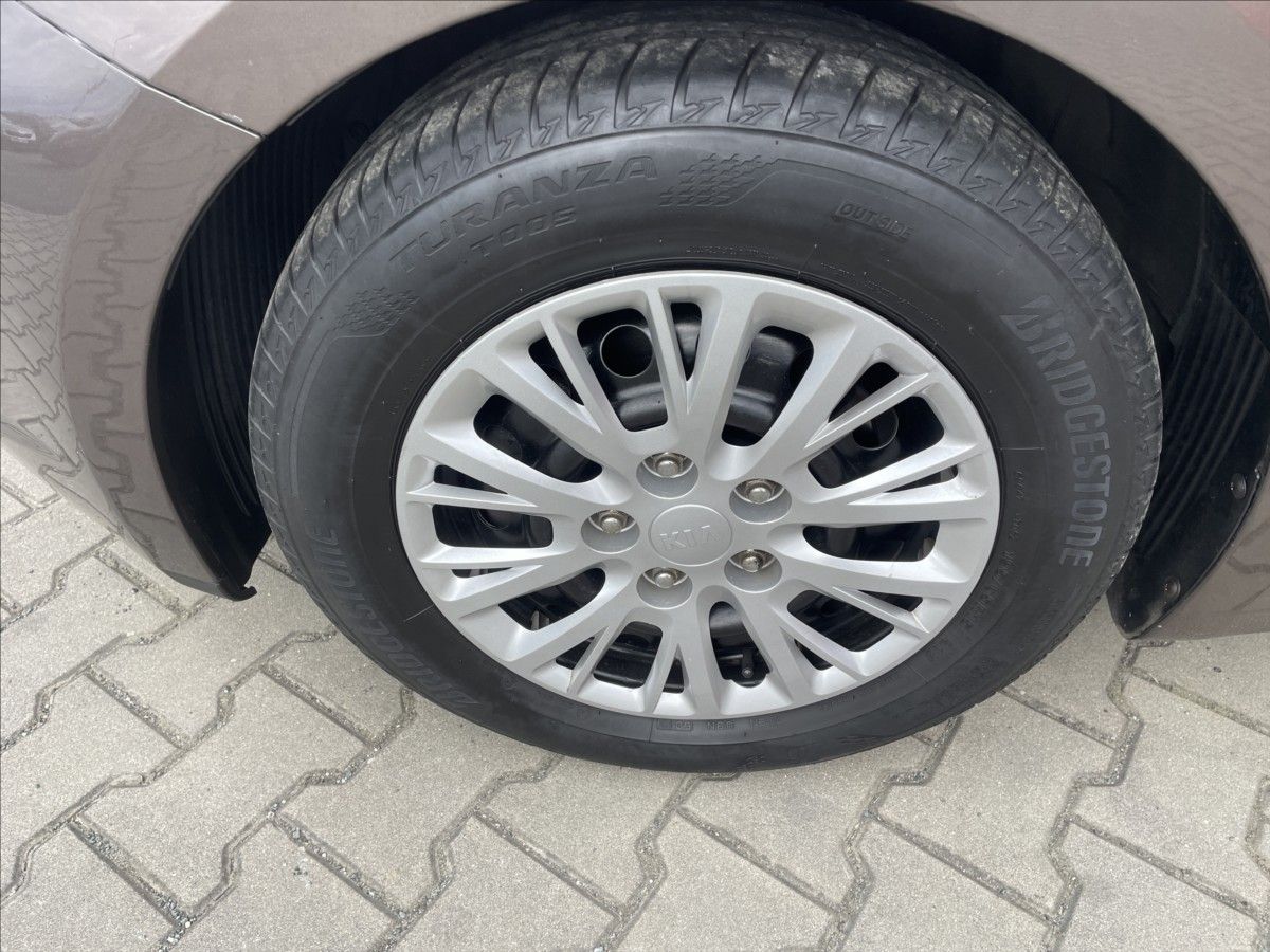 Kia Cee´d, 1,4 16V CVVT ČR 1.MAJITEL 1040 - fotka 6