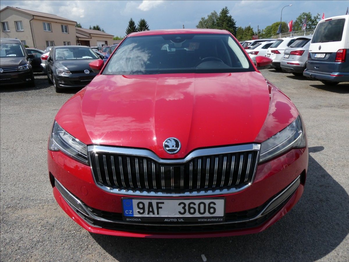 Škoda Superb, 1,5 TSi 110kW STYLE+, NAVI,LED - fotka 2