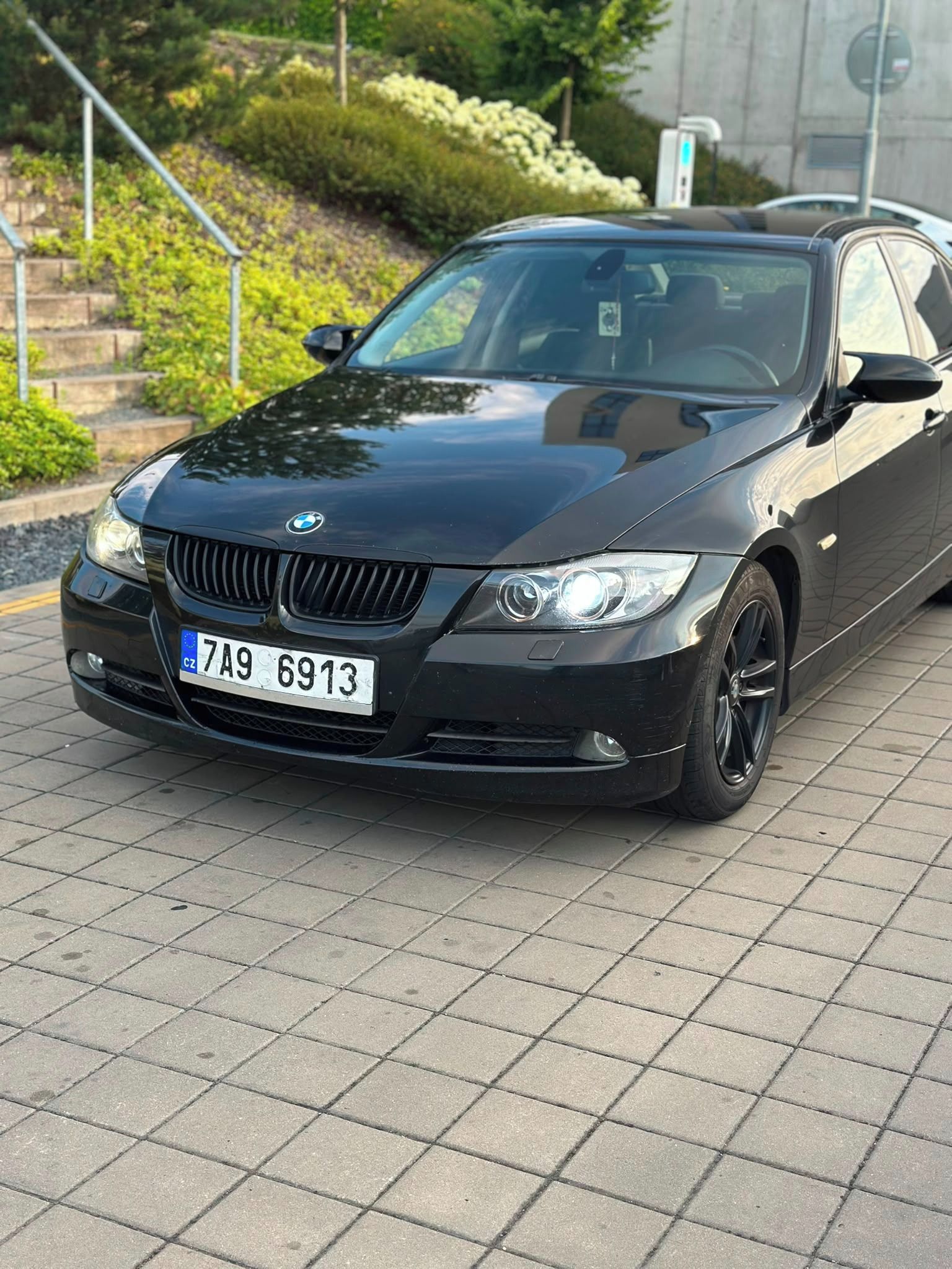 BMW Řada 3, Bmw 2l bebzin automat
