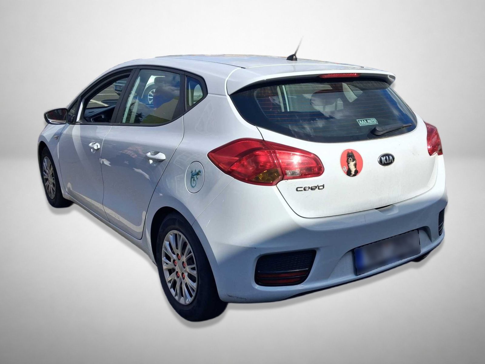 Kia Cee´d, 1.4 CVVT, Serv.kniha, Klima - fotka 2