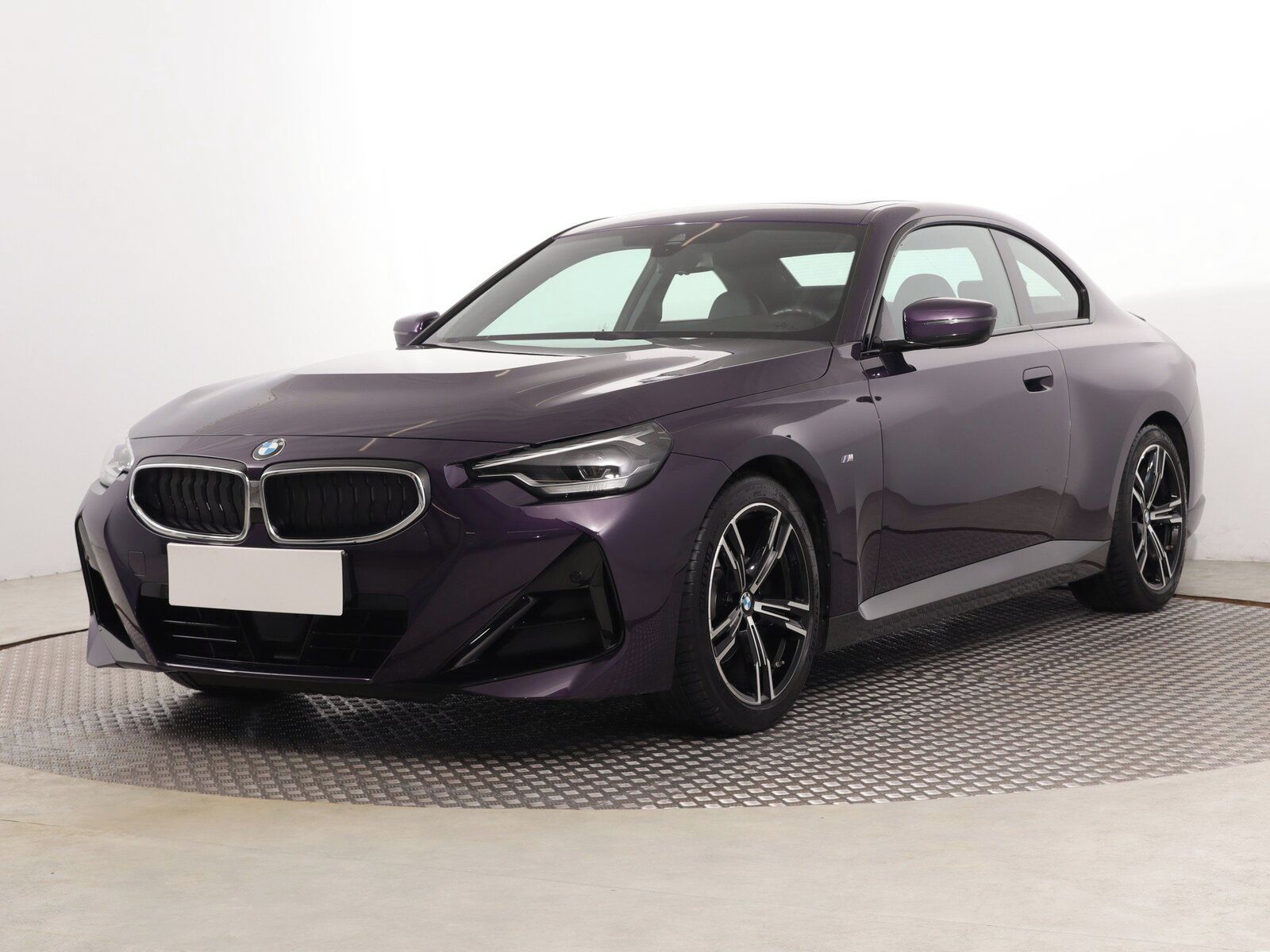 BMW Řada 2, 220 i - fotka 2