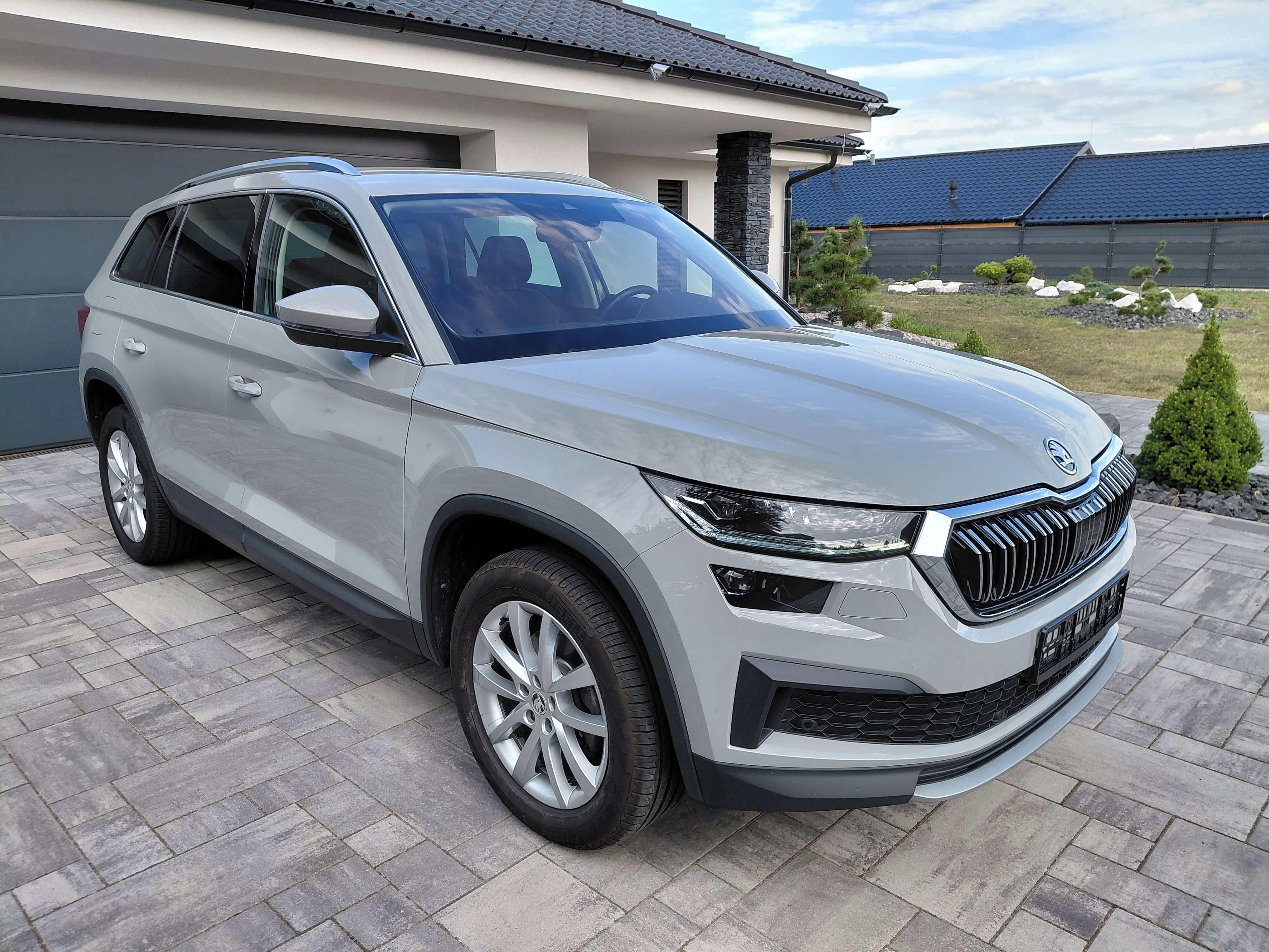 Škoda Kodiaq, 2.0 tdi STYLE 4x4 110kw Matrix - fotka 3