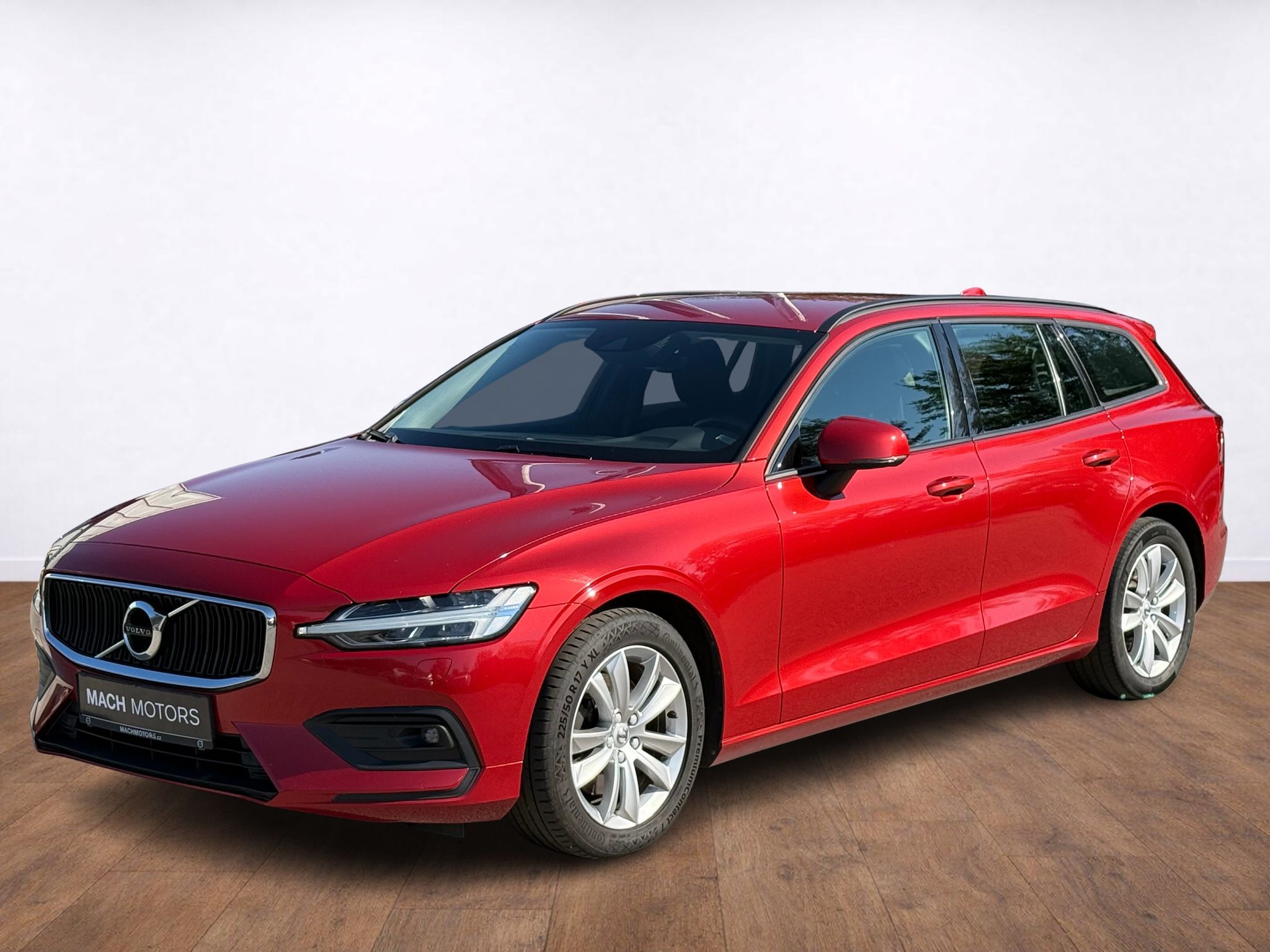 Volvo V60, MOMENTUM B4, FULL LED
