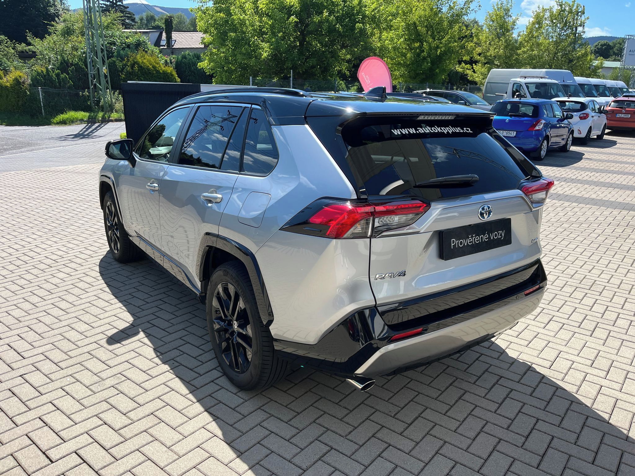 Toyota Rav4, 2.5 Hybrid e-CVT 4WD Selection - fotka 4