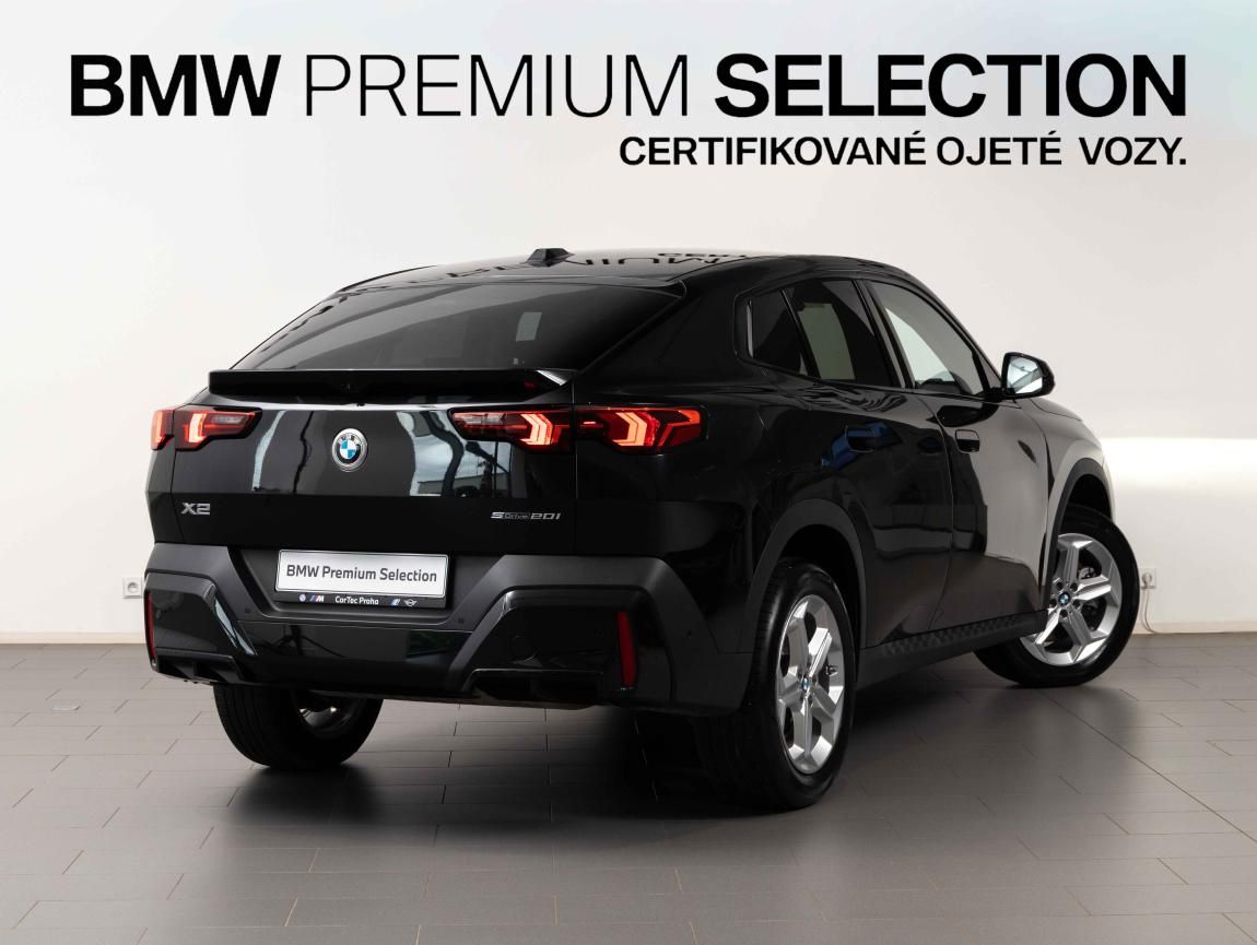 BMW X2, sDrive20i - fotka 4
