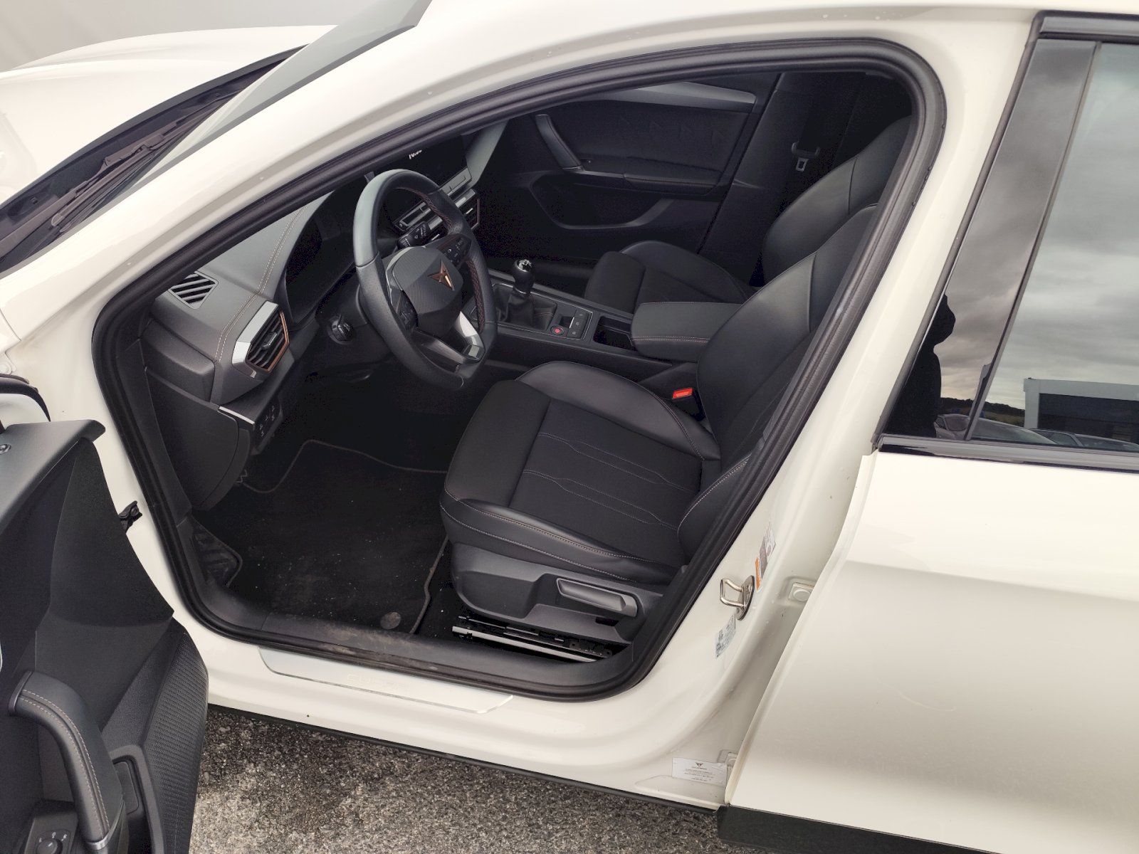 Cupra Formentor, FORMENTOR 1.5 TSI 110 kW - fotka 6
