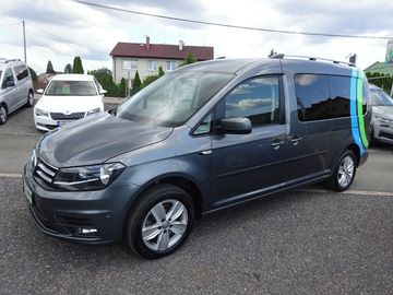 MAXI 2,0 TDI DSG 7-míst 1.Maj.