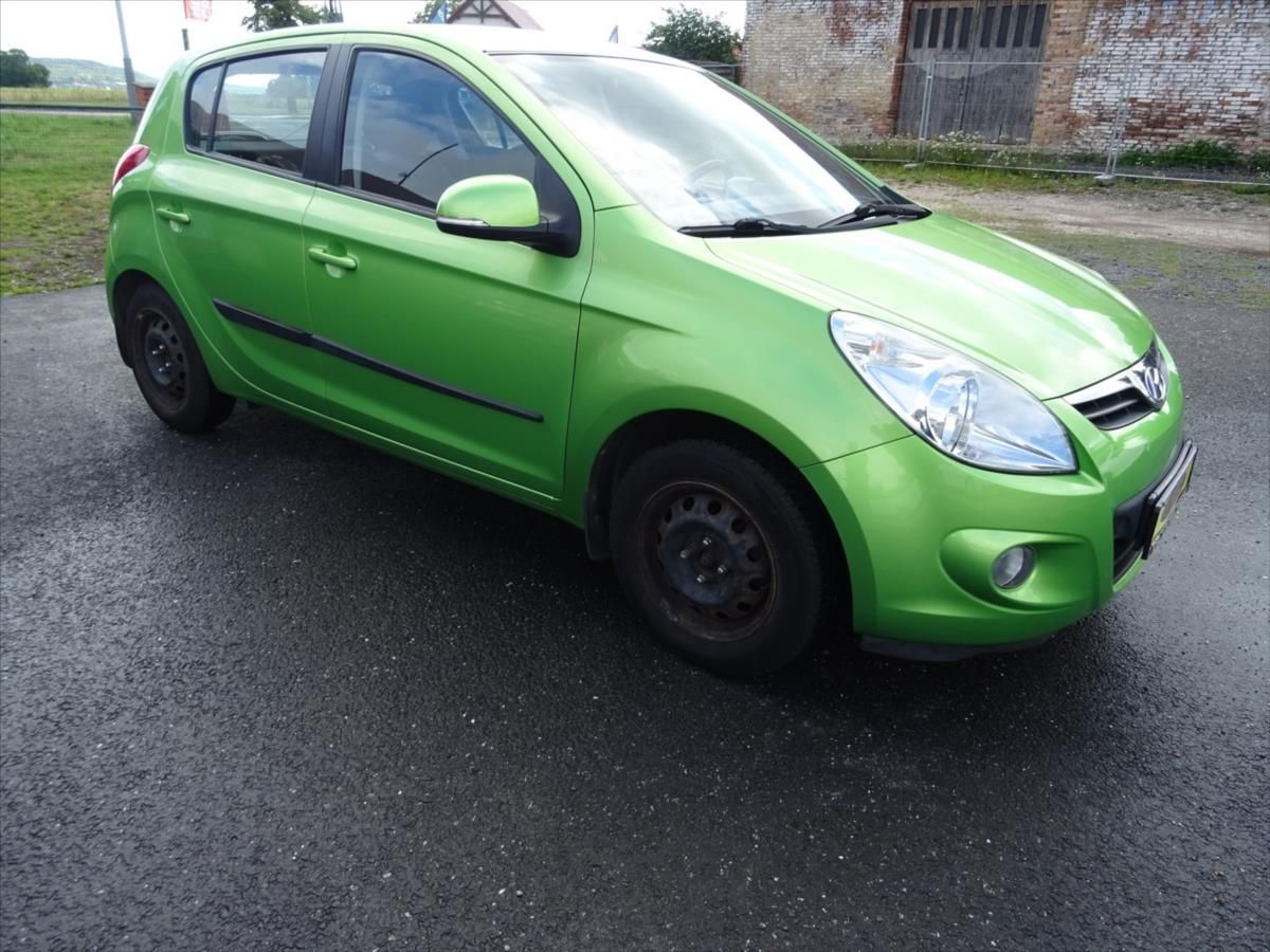 Hyundai i20, 1,3 57 kW - fotka 2