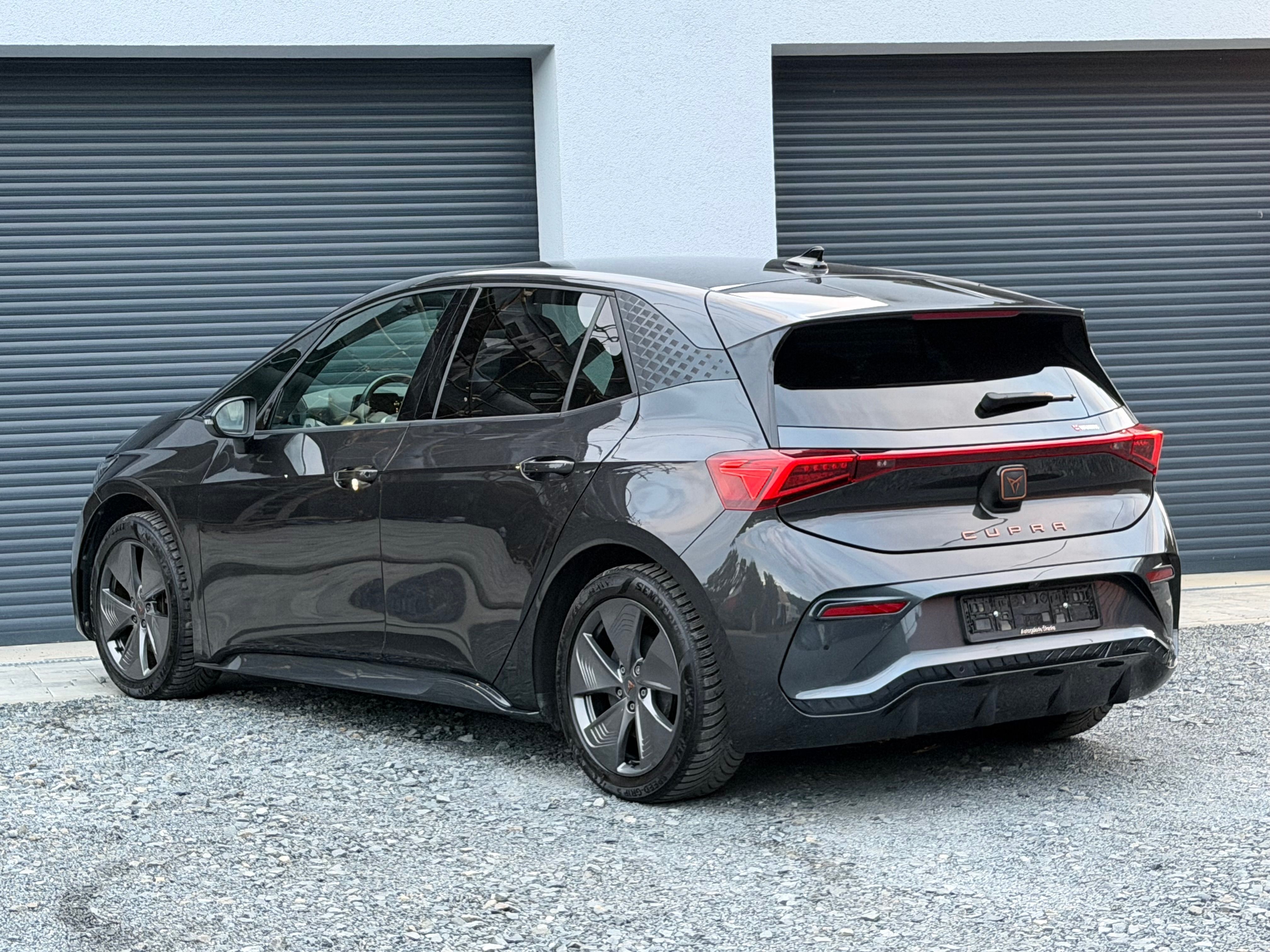 Cupra Born - fotka 4
