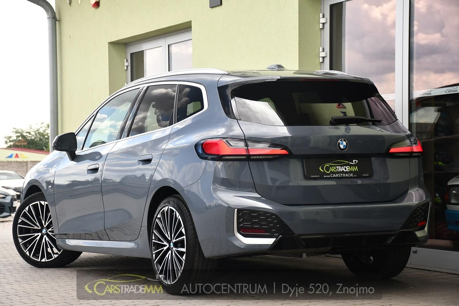 BMW Řada 2, 218D ACTIVE TOURER ČR 1M - fotka 3