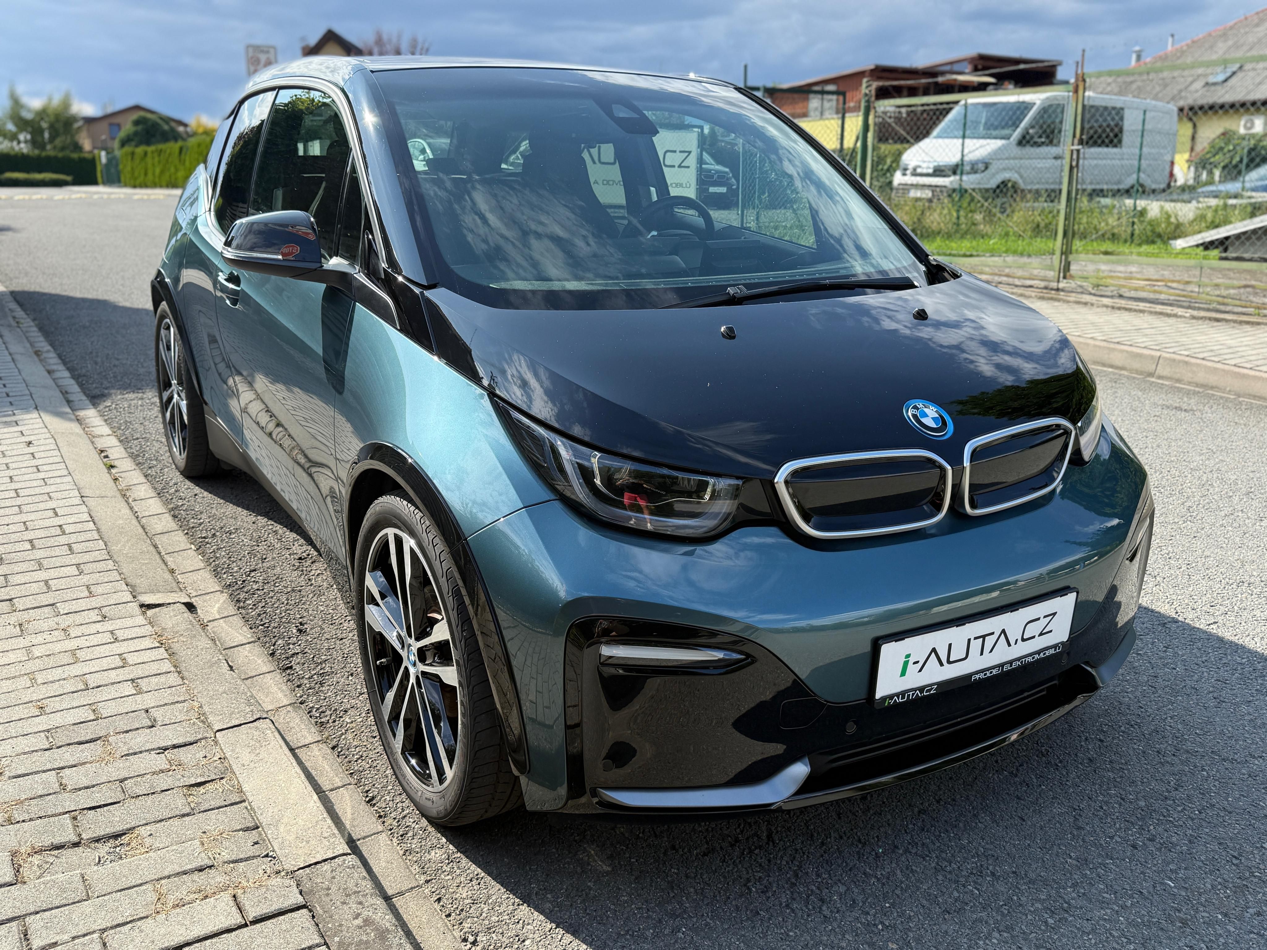 BMW i3, i3s 120Ah SUITE H/K KAMERA - fotka 4