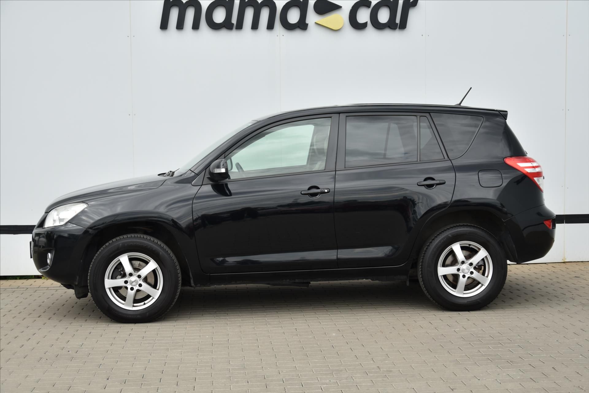 Toyota Rav4, 2.2D-4D 4x4 PRAVIDELNÝ SERVIS - fotka 4