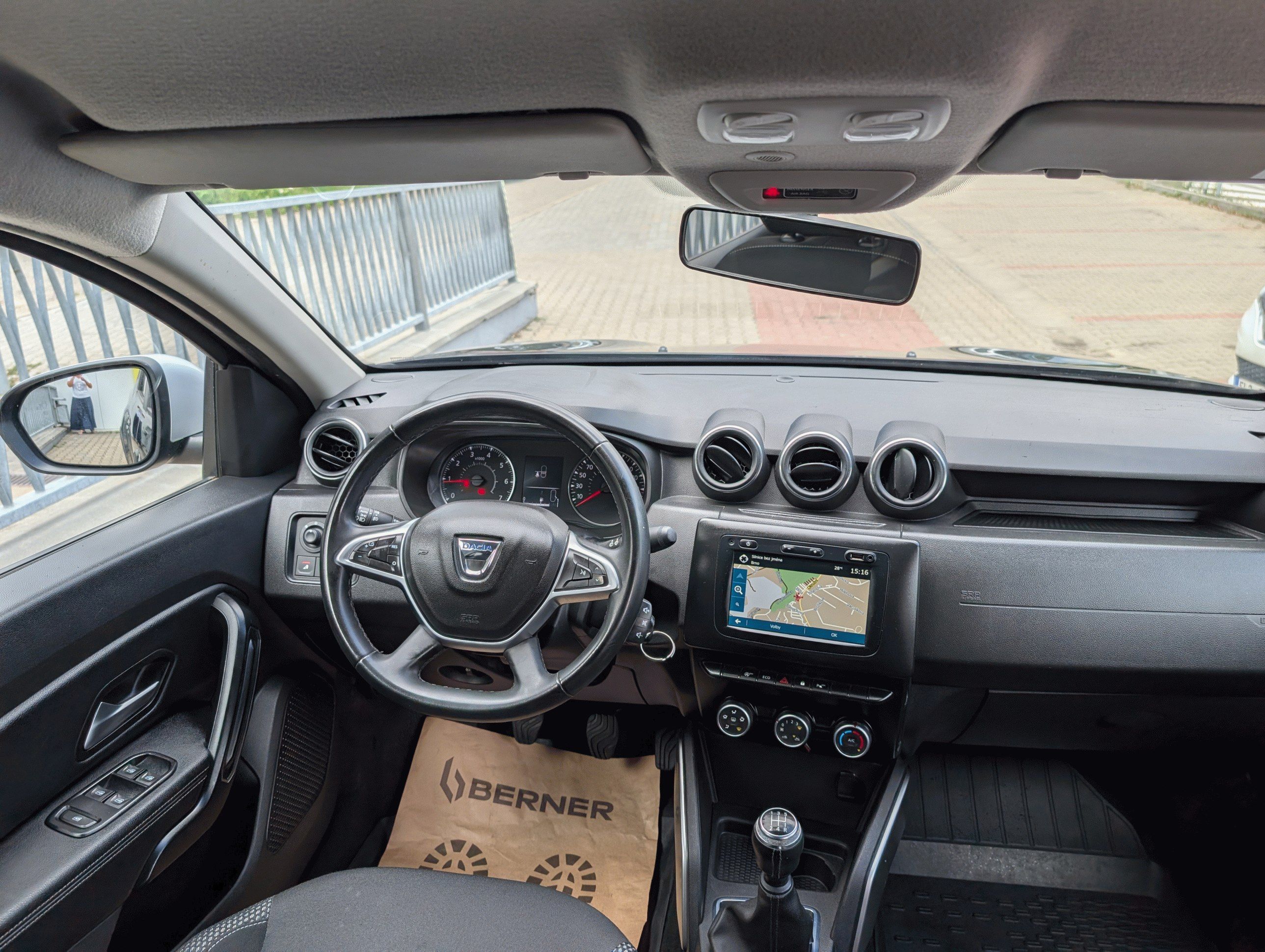 Dacia Duster, Prestige LPG/Majaky/Tažné - fotka 6