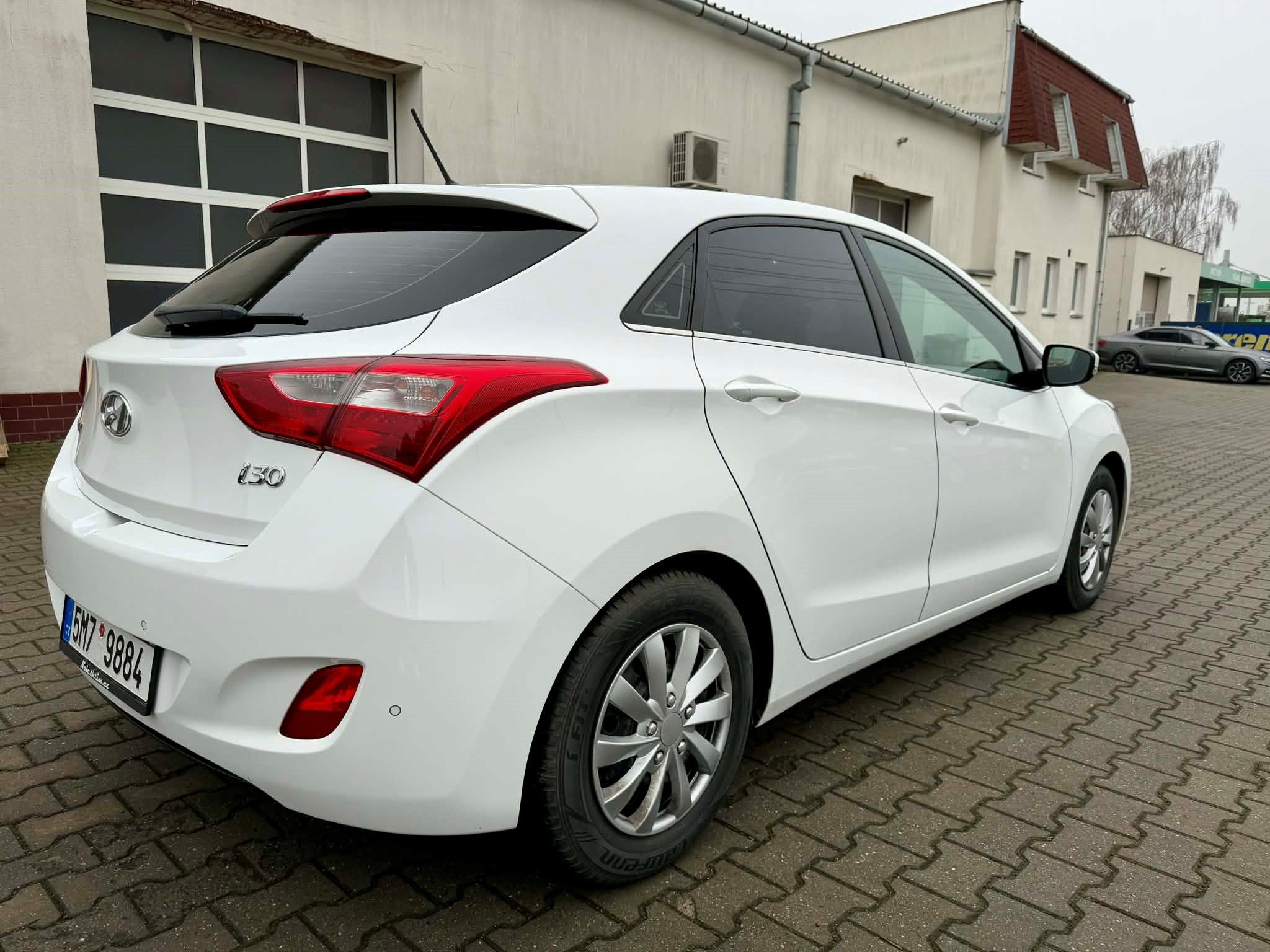 Hyundai i30, 1.6 CRDi - fotka 3