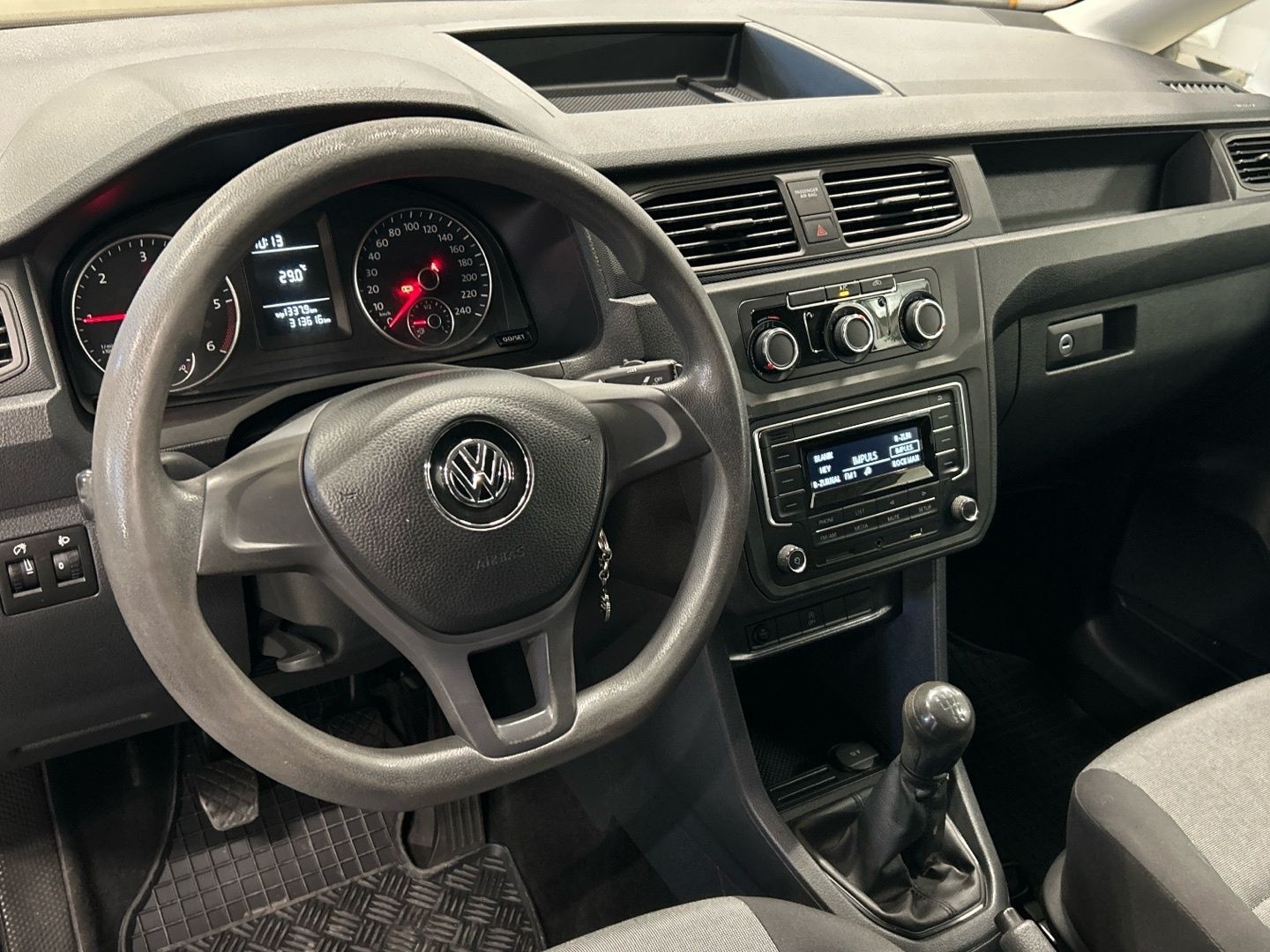 Volkswagen Caddy, 2.0 TDI KR - fotka 5