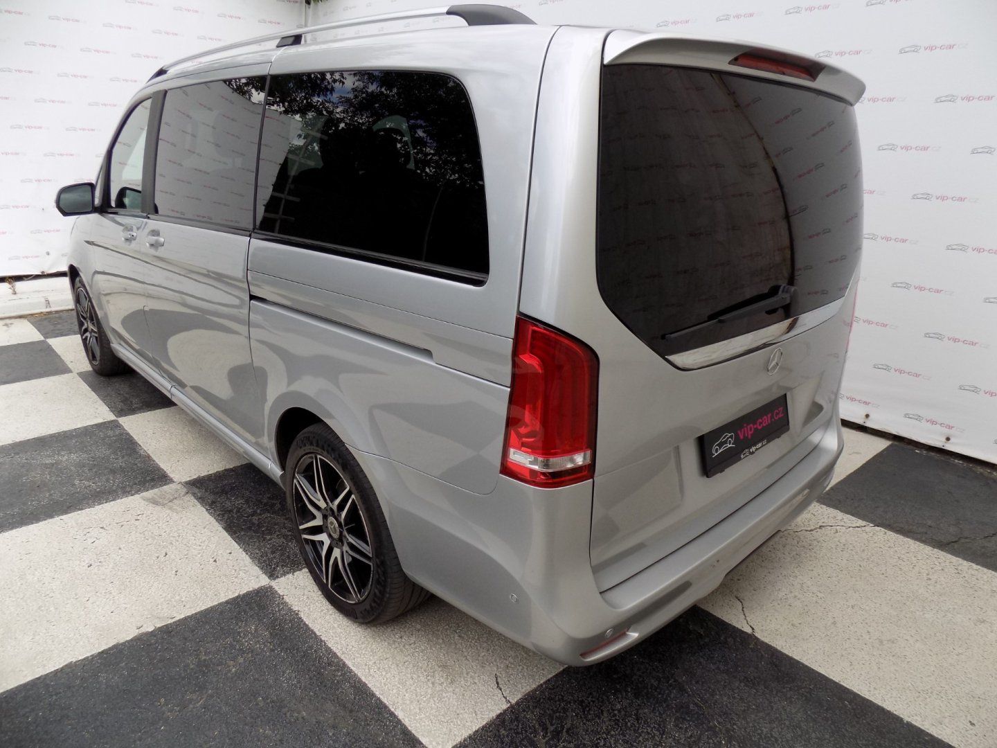 Mercedes-Benz Třídy V, 300d 4Matic Long, AMG,AirMatic - fotka 3