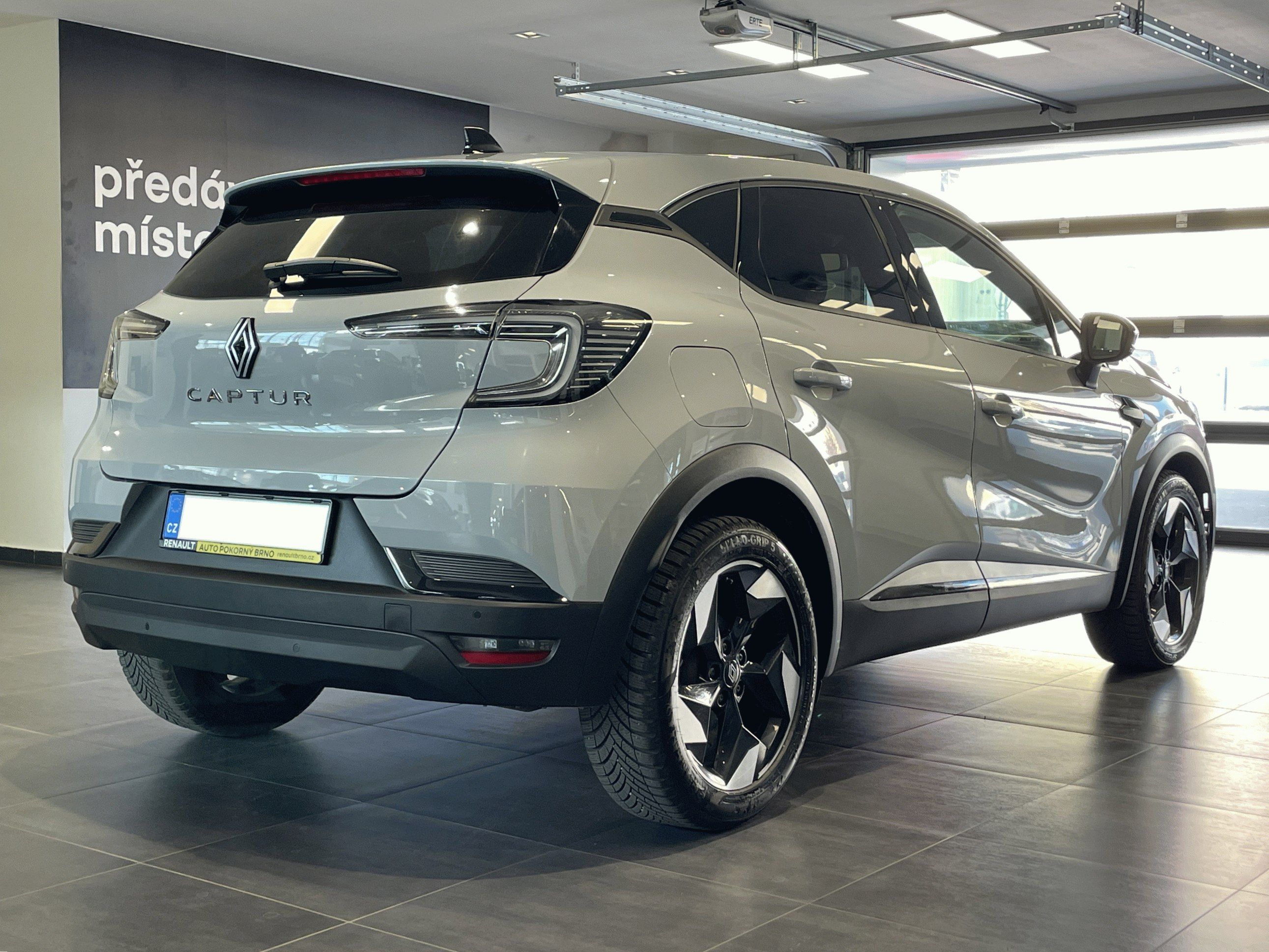 Renault Captur, TECHNO 1,3TCe 160k EDC - fotka 4