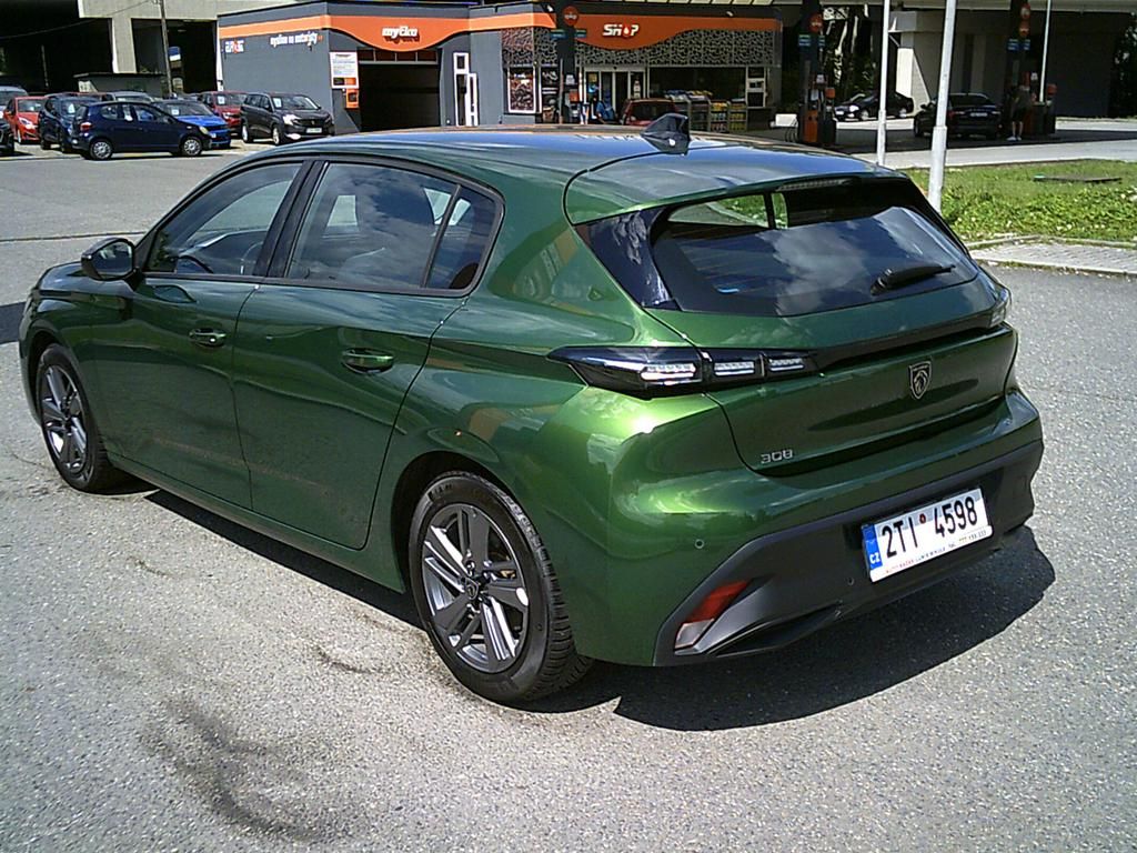 Peugeot 308, 1.2 KOUPENO ČR,1.MAJITEL - fotka 3