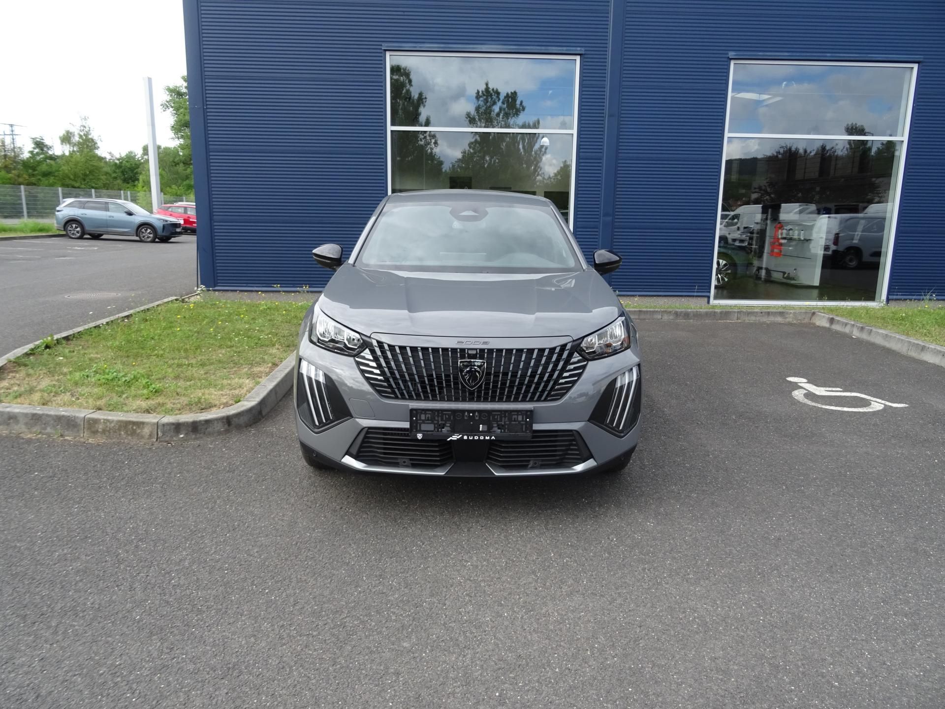 Peugeot 2008, ALLURE Hybrid 145 e-DCS6 - fotka 2