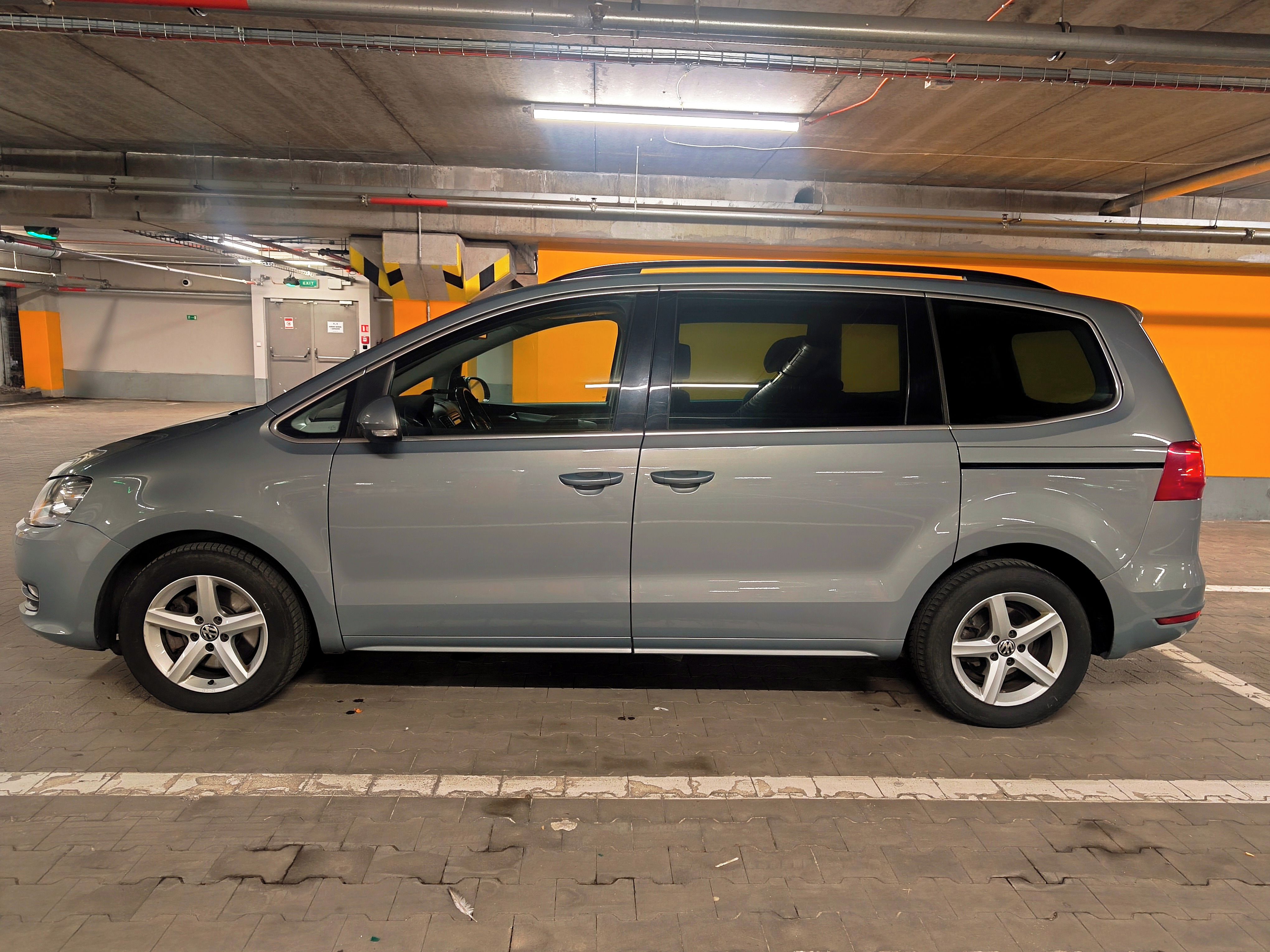 Volkswagen Sharan, Volkswagen Sharan 2.0 TDI - fotka 2