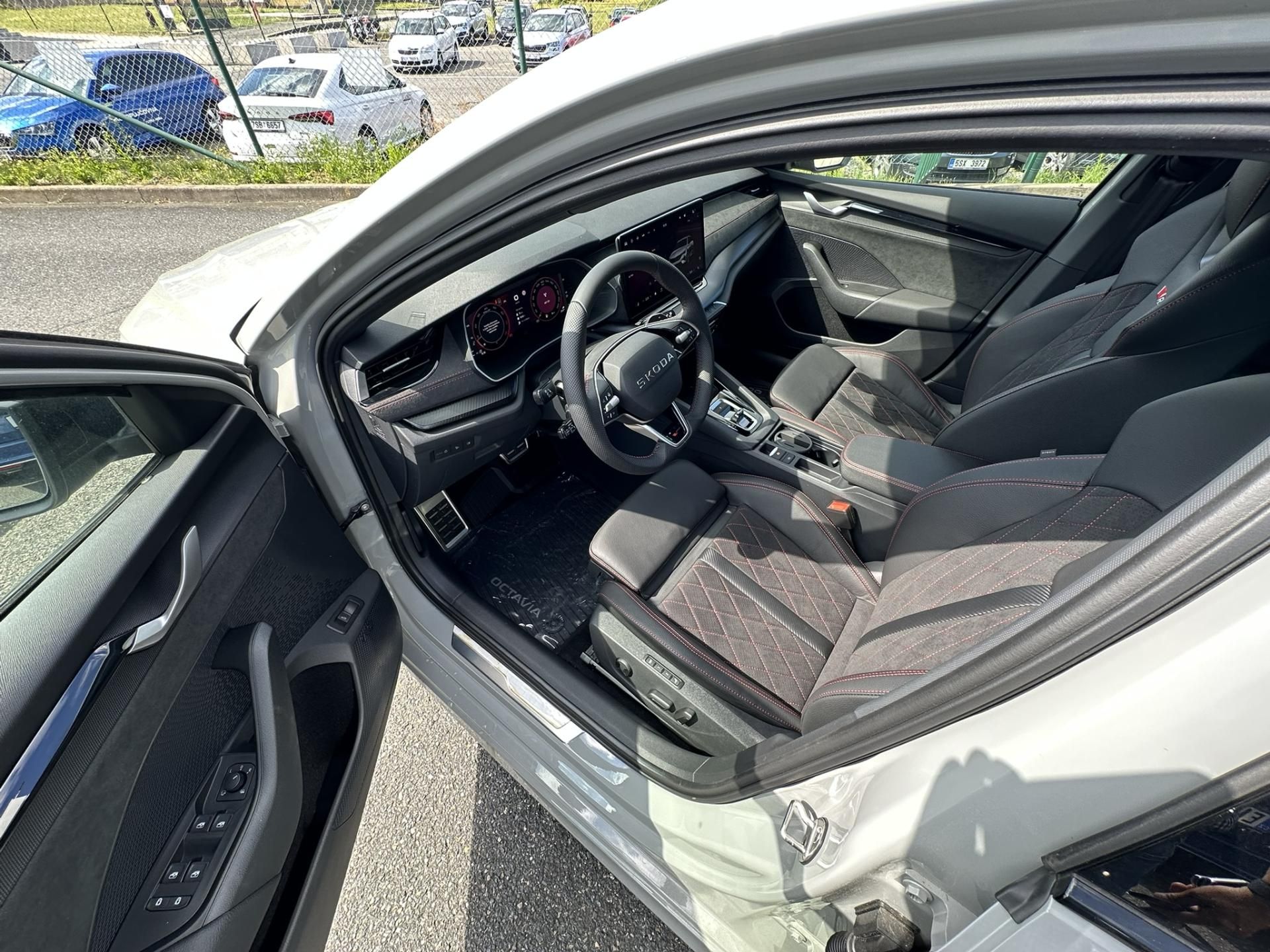 Škoda Octavia, Combi RS - fotka 6