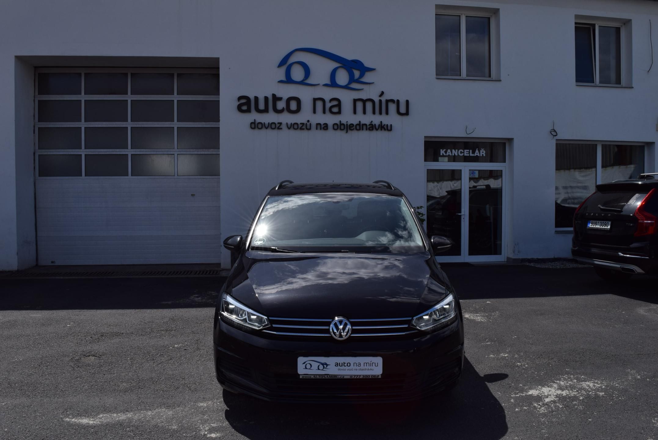 Volkswagen Touran, 1.4TSI 110kw TAŽNÉ 7MÍST WEBAS - fotka 3