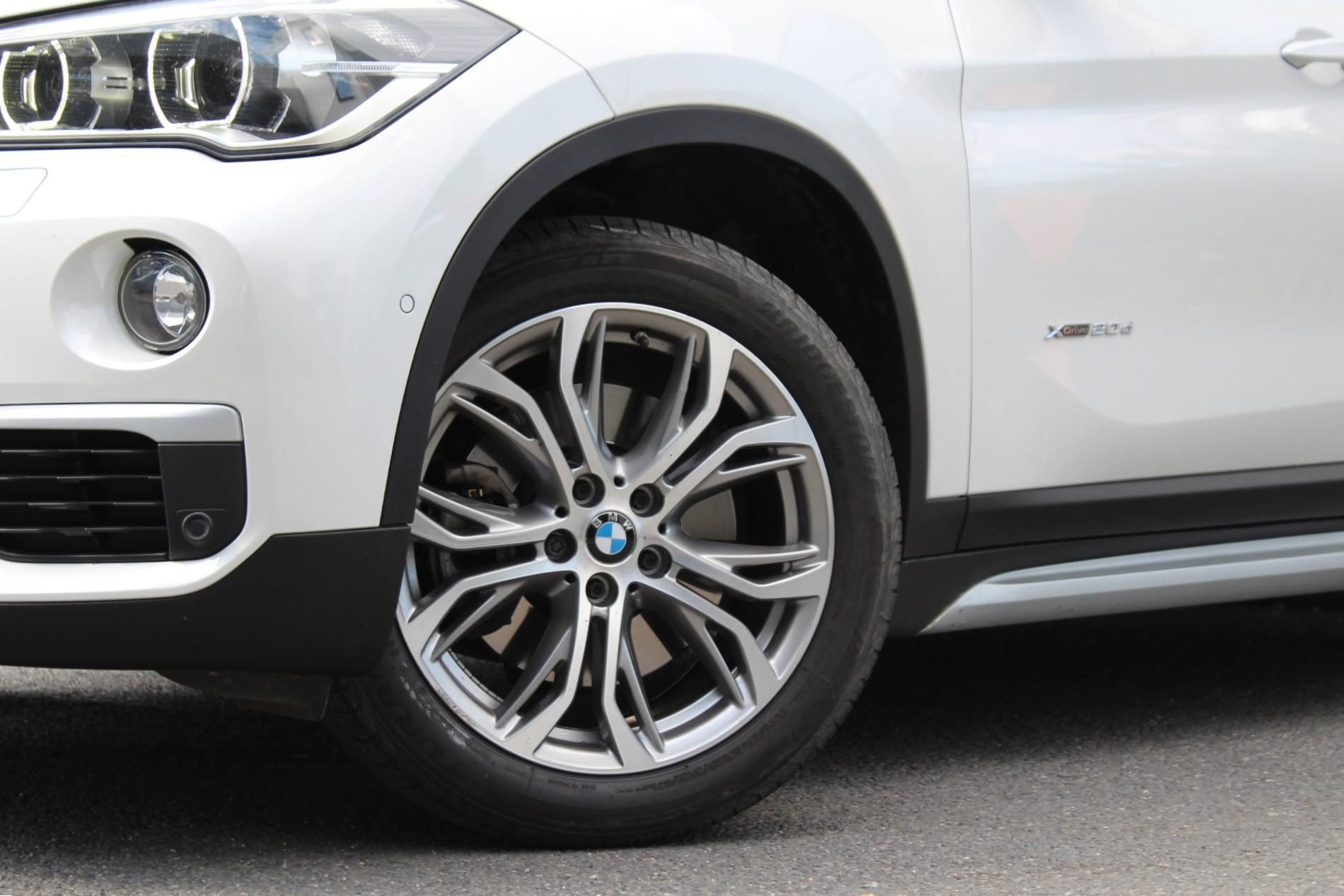 BMW X1, xDrive20d - fotka 6