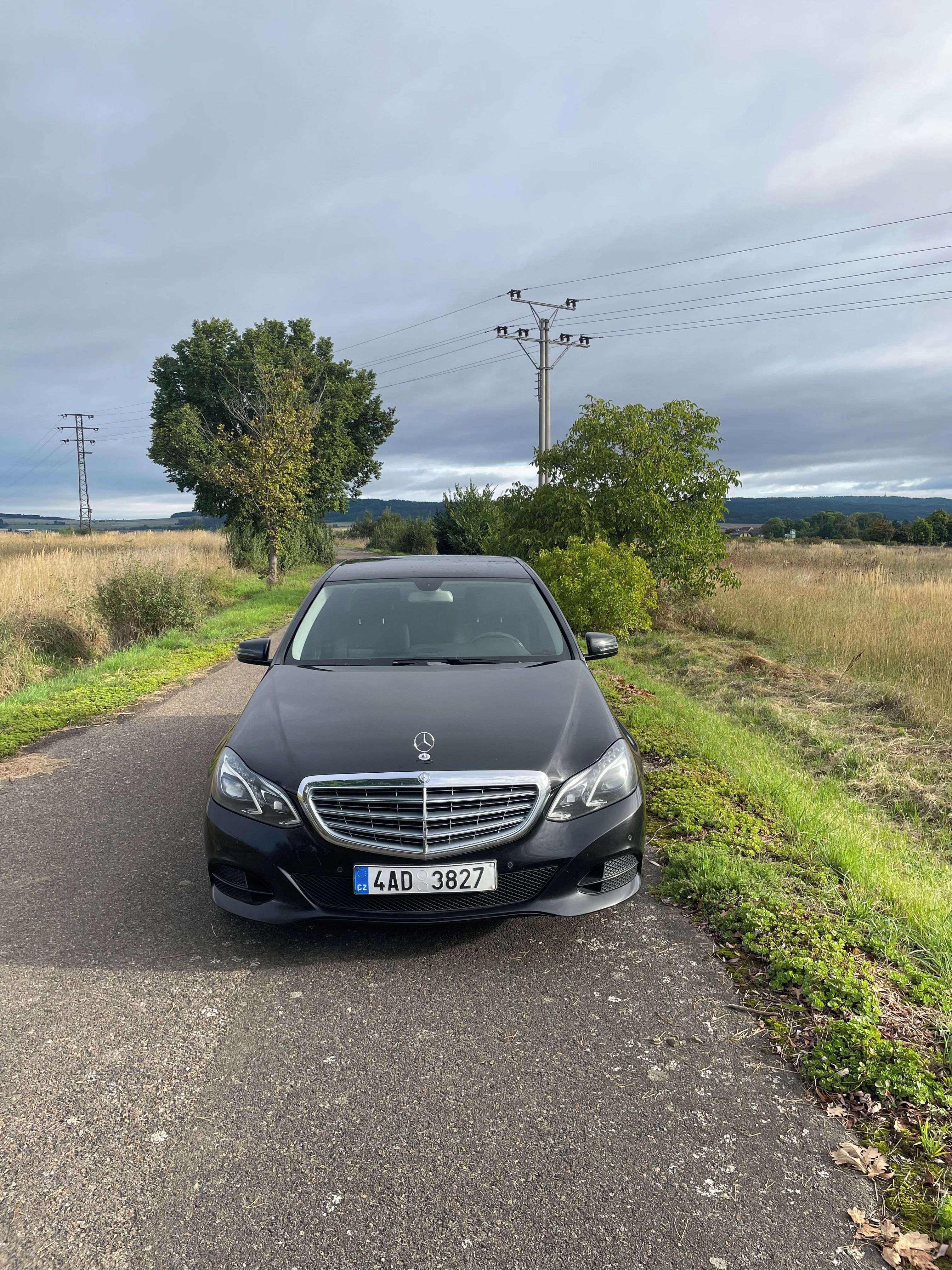 Mercedes-Benz Třídy E, Mercedes Benz E 200 CDI - fotka 4