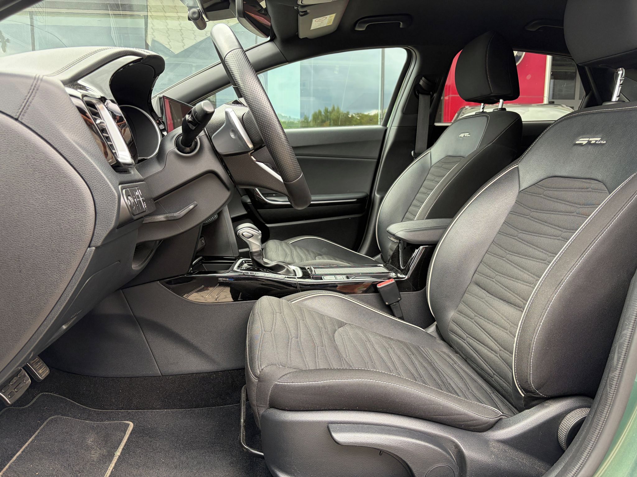 Kia ProCeed, 1.5 T-GDi 7DCT GT-Line Plus - fotka 6