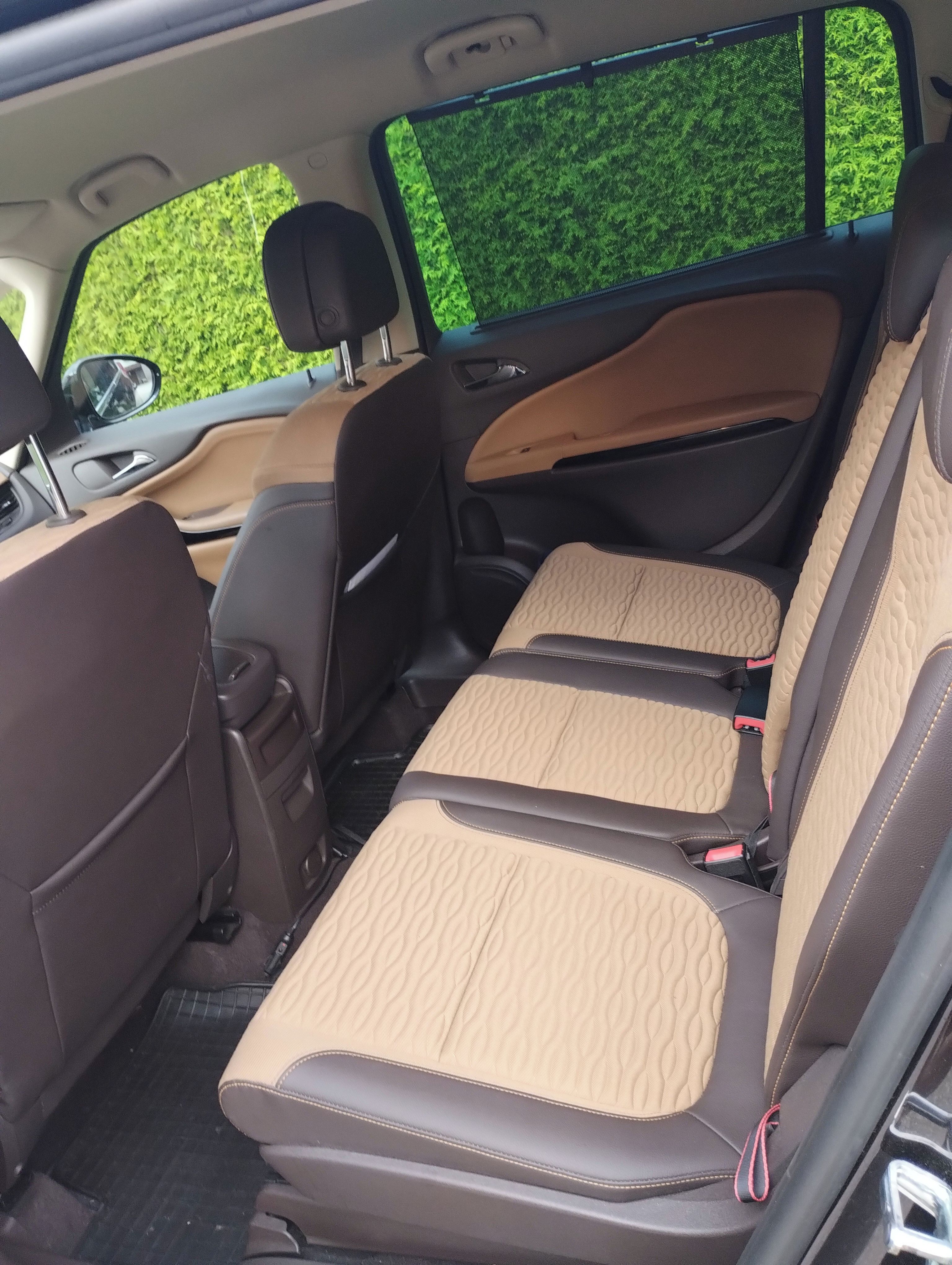 Opel Zafira, TOURER 2.0 CDTI - fotka 6