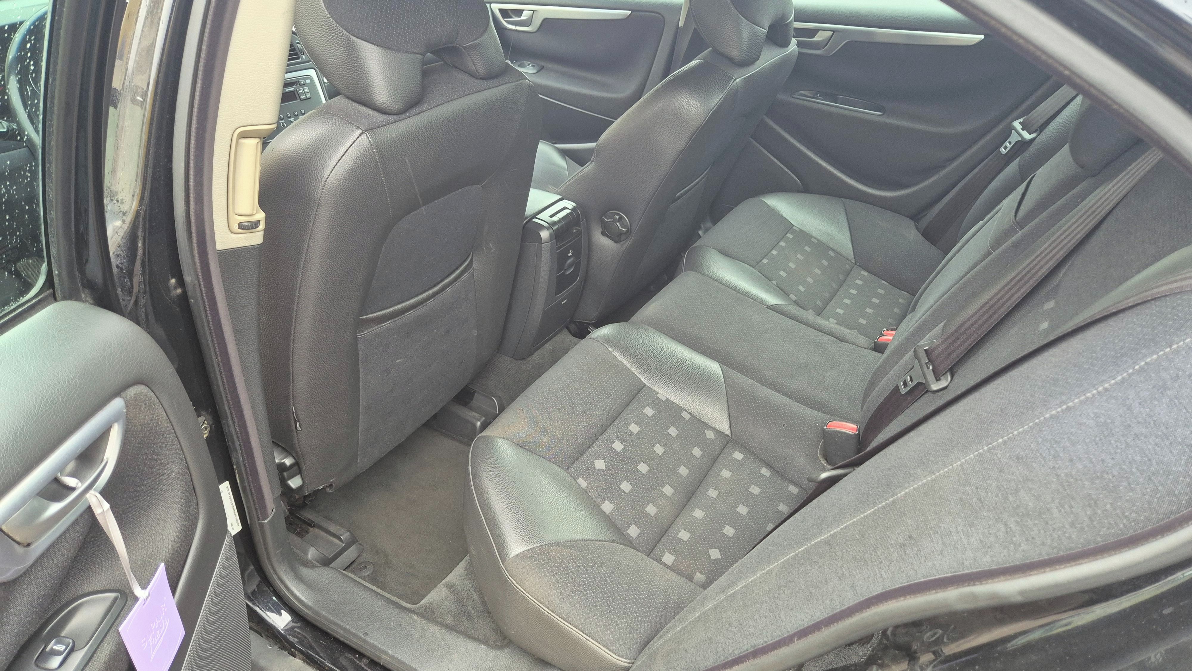 Volvo S60, Volvo s60 2.4d - fotka 6
