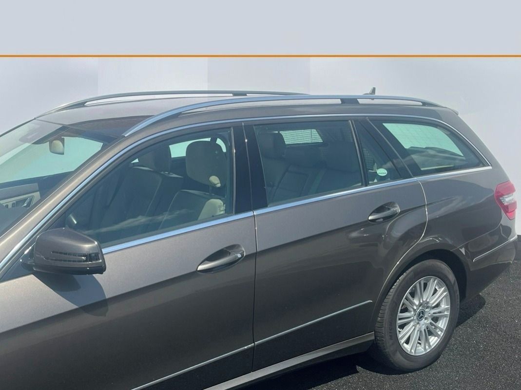 Mercedes-Benz Třídy E, 300d V6 Max.výbava TOP STAV - fotka 2