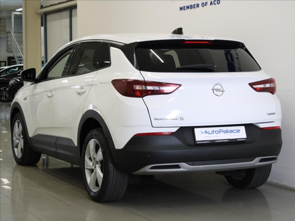 Opel Grandland X, 1,2 Turbo 96kW AT 156tkm.ČR - fotka 3