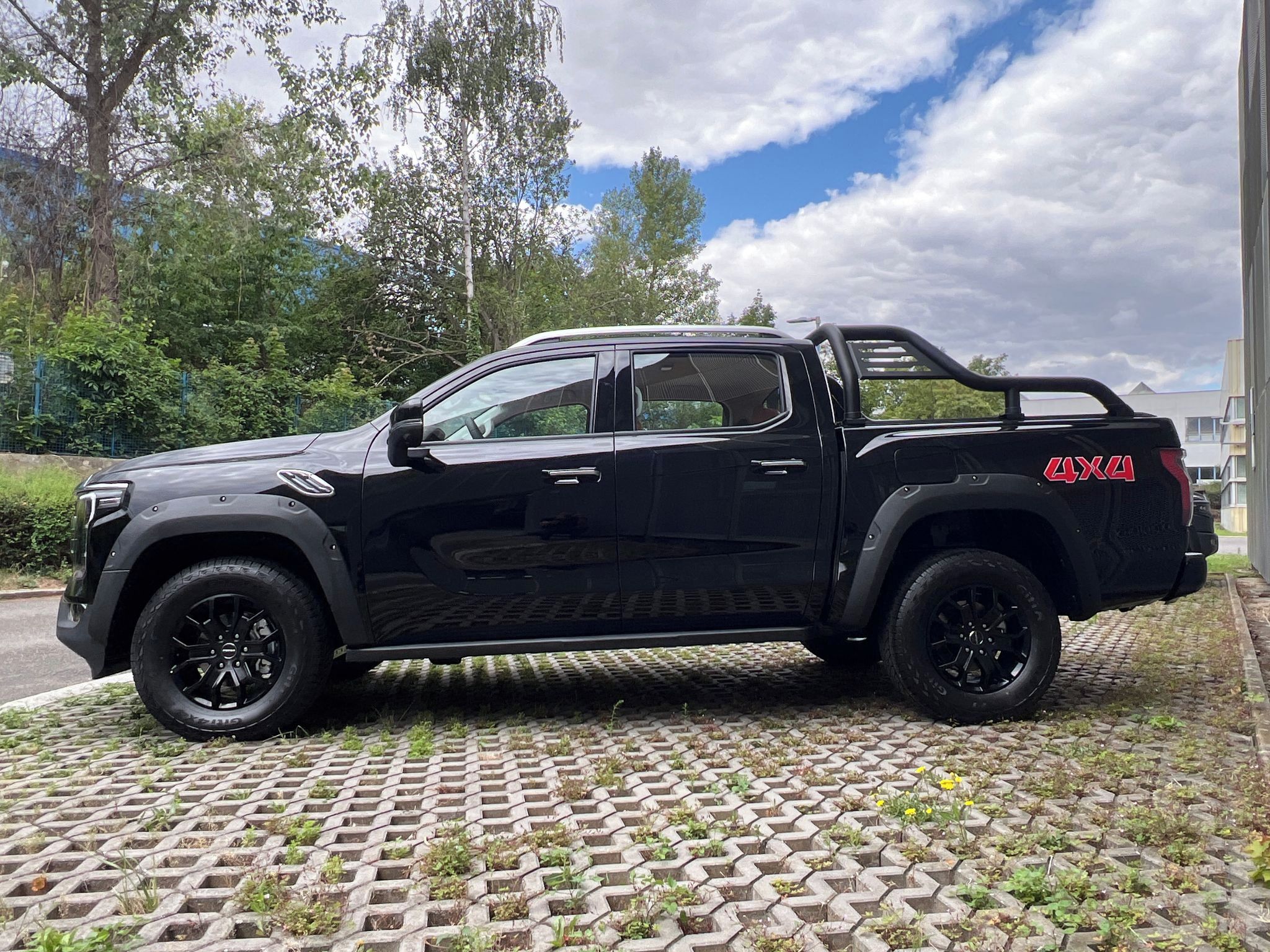 FOTON Tunland V7, 2.0 175k LUXURY SKLADEM - fotka 3