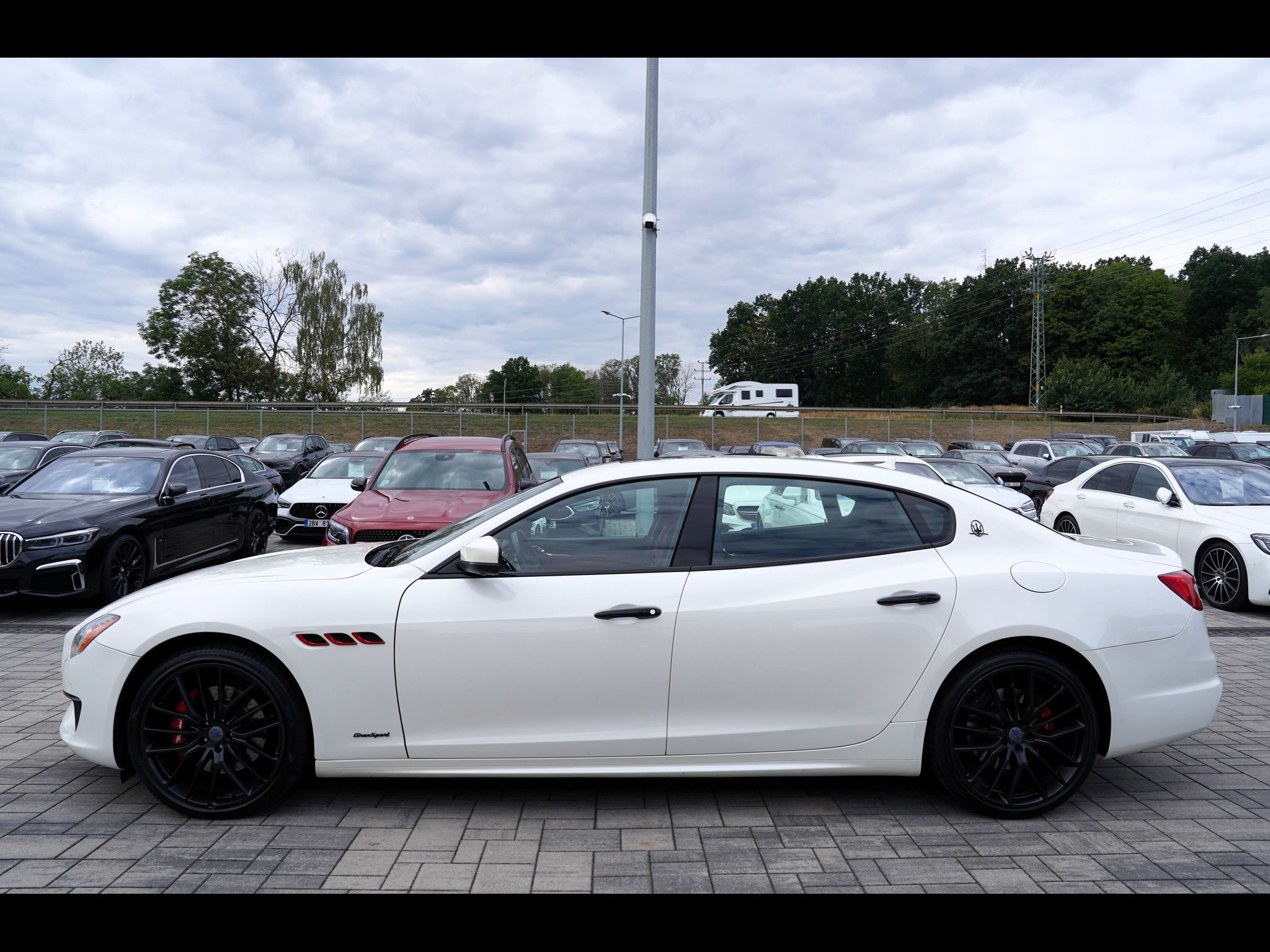Maserati Quattroporte, S Q4 3.0i V6/410 PS/automat/B& - fotka 3