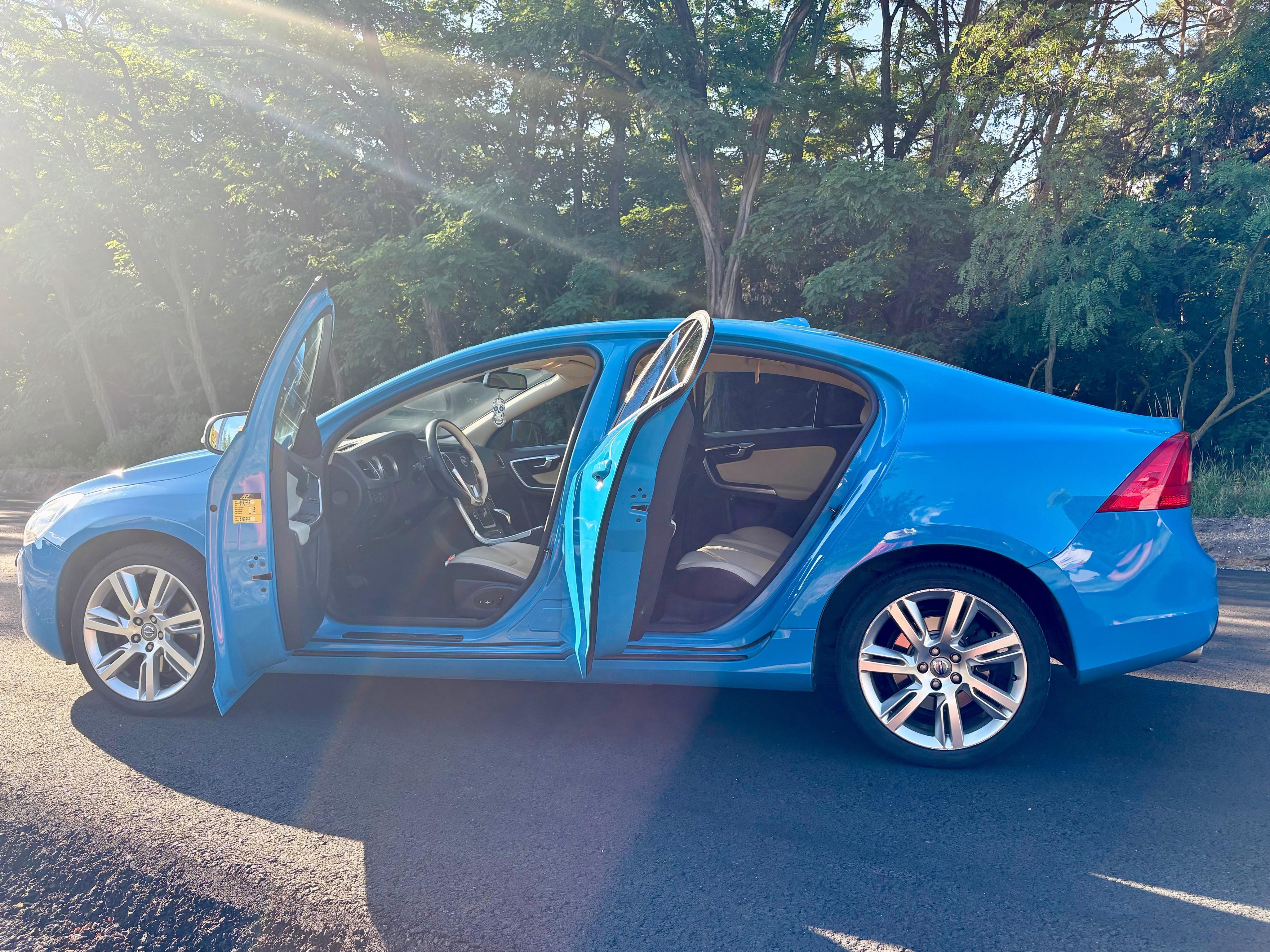 Volvo S60, Volvo S60 D5 AWD - fotka 6