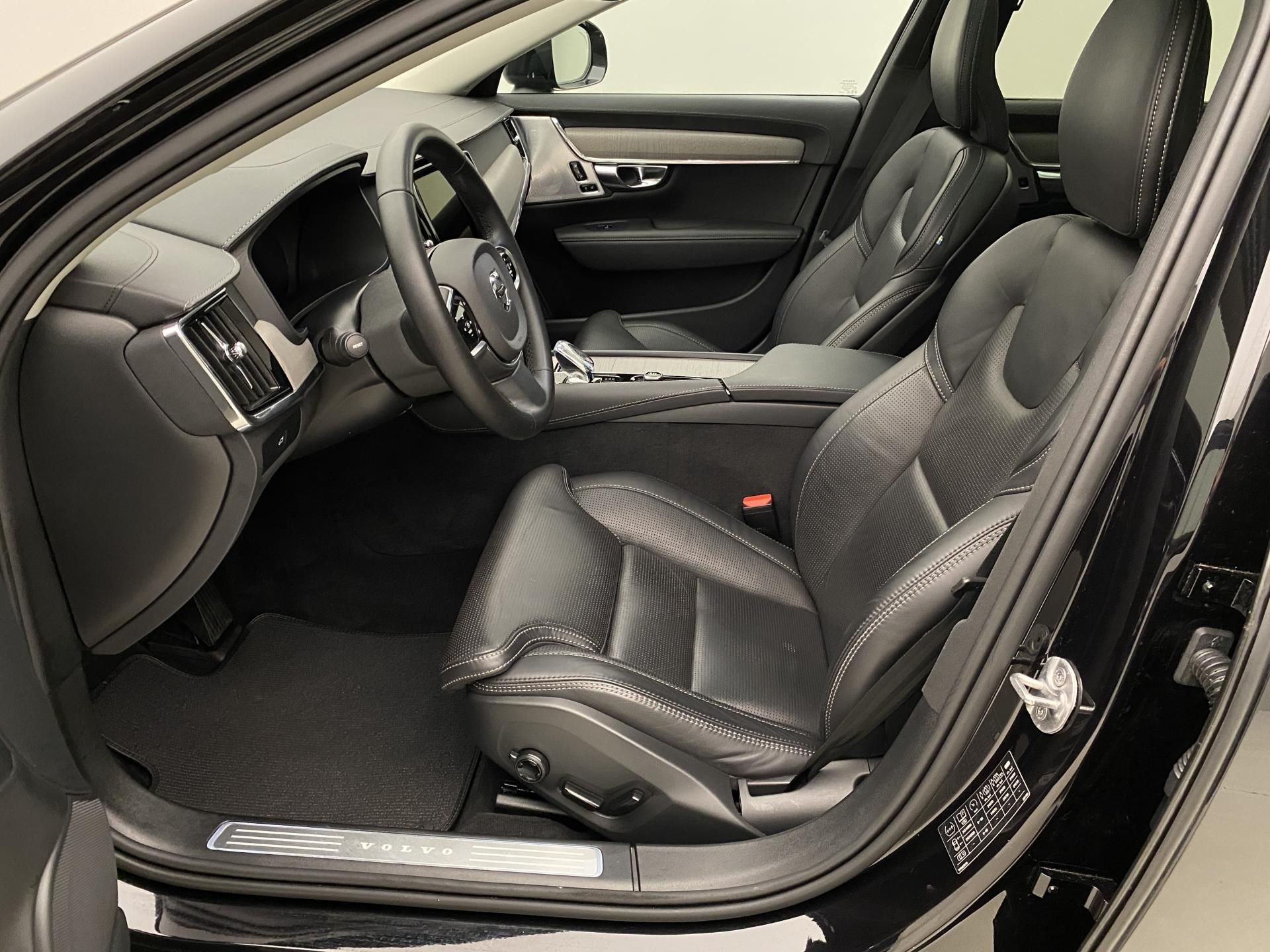 Volvo V90, CC B5 AWD ULTIMATE AUT - fotka 3