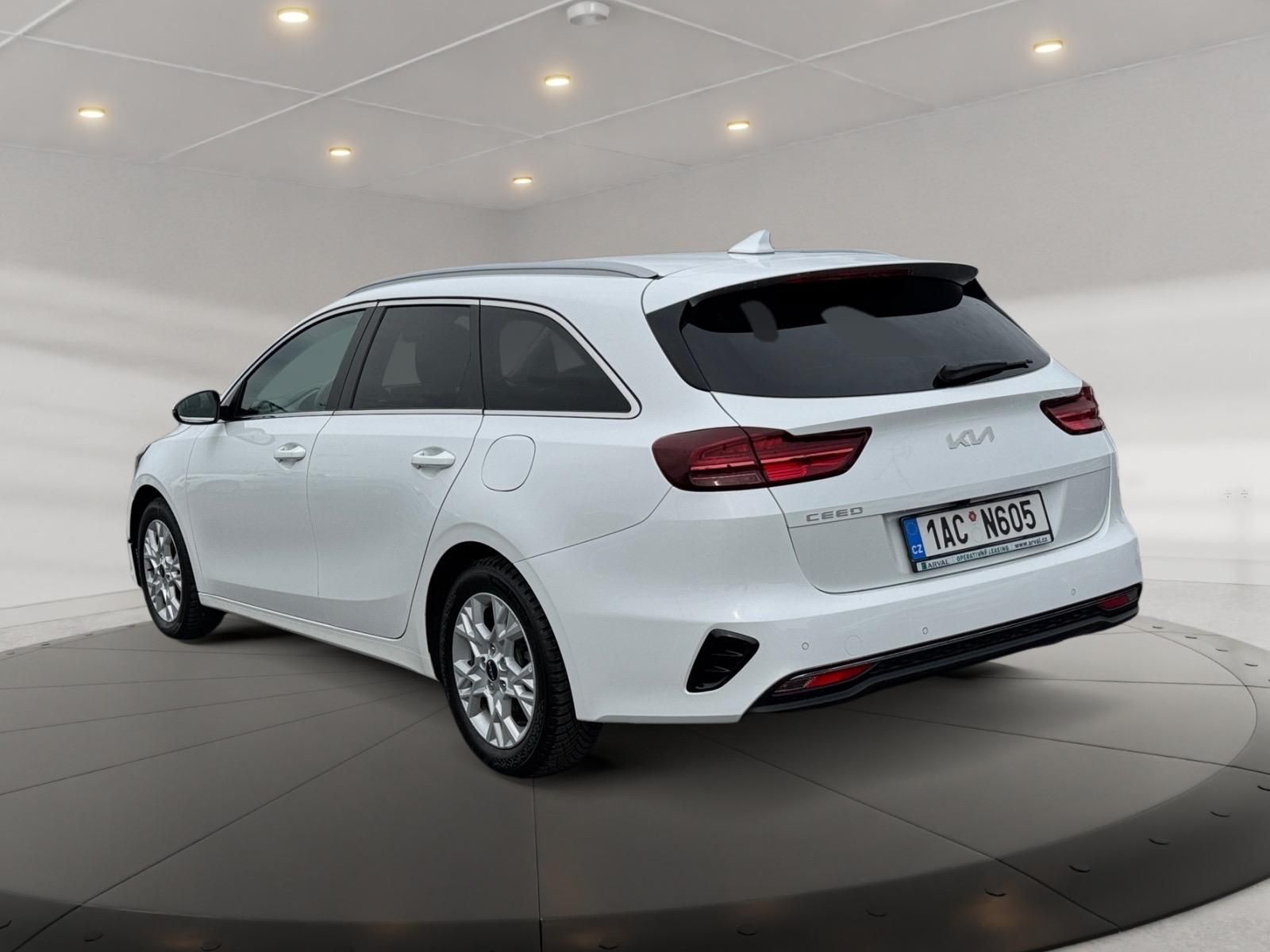 Kia Cee´d, TOP 1.5T-GDI 118kW CZ DPH - fotka 4