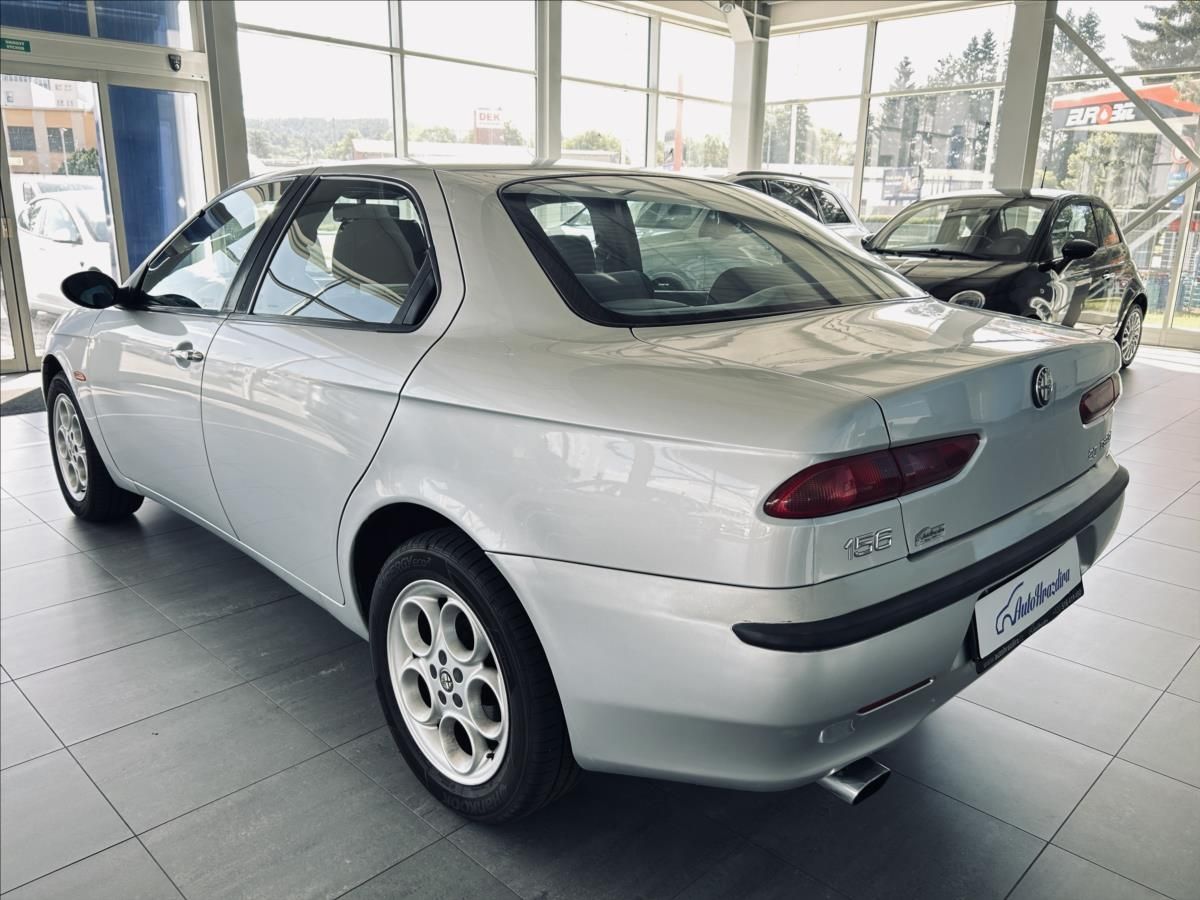 Alfa Romeo 156, 2,0   16V TWIN SPARK 114kW,ČR - fotka 4